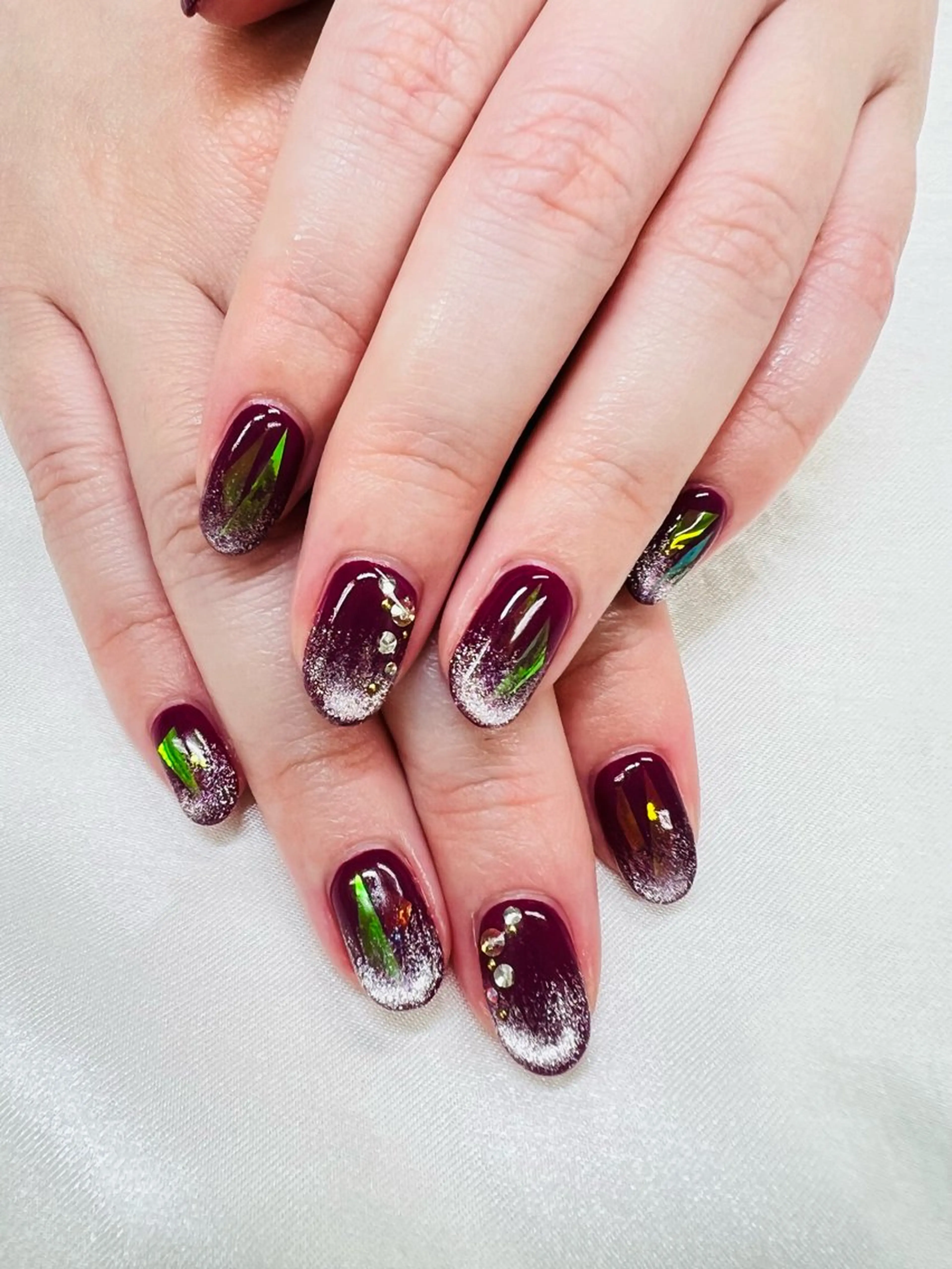 ネイル ユリシスネイル 担当近藤のネイルデザイン