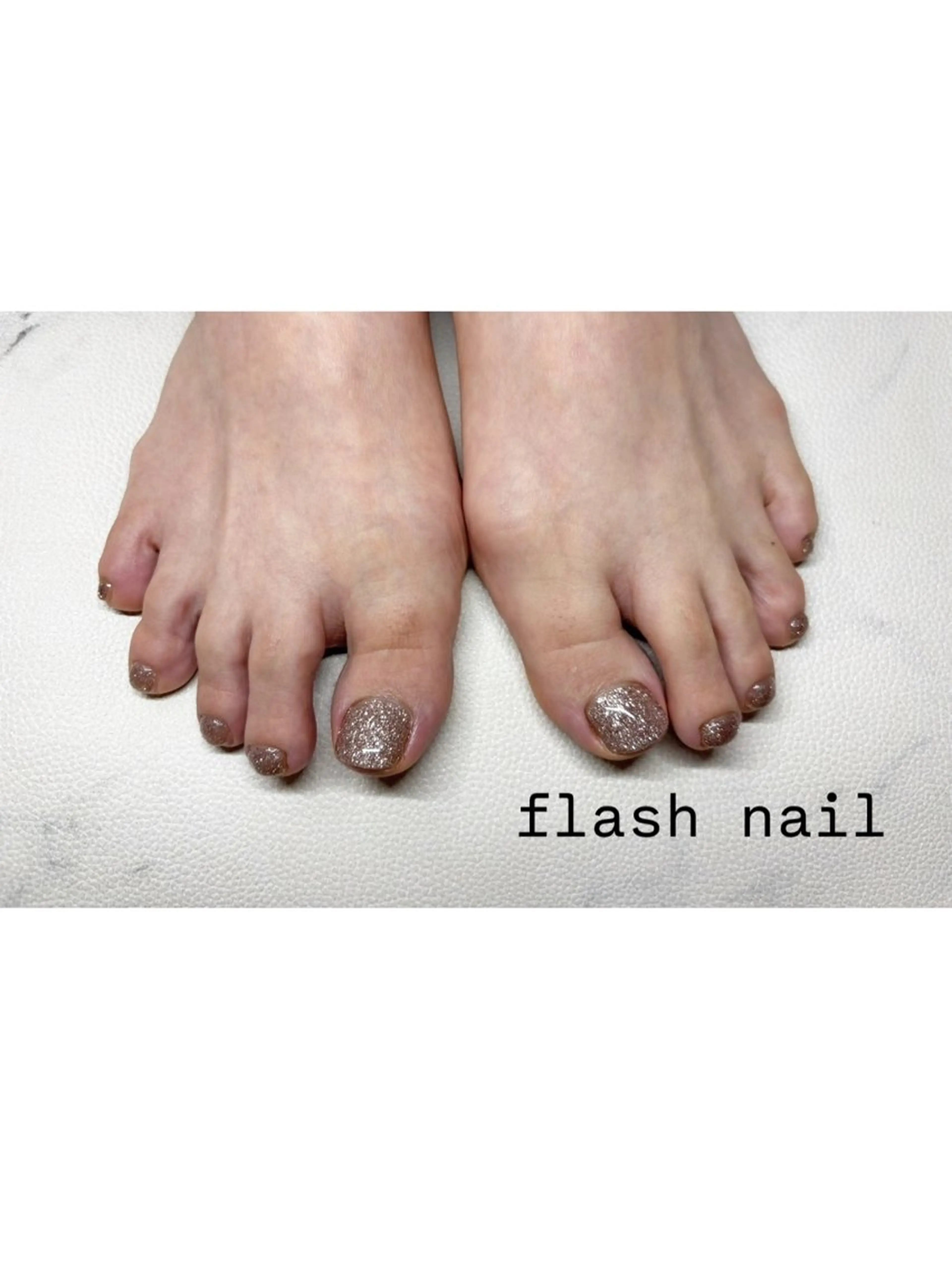 ネイル フラッシュネイル フットネイル キラキラネイル BellaLuna 武藤美里のネイルデザイン