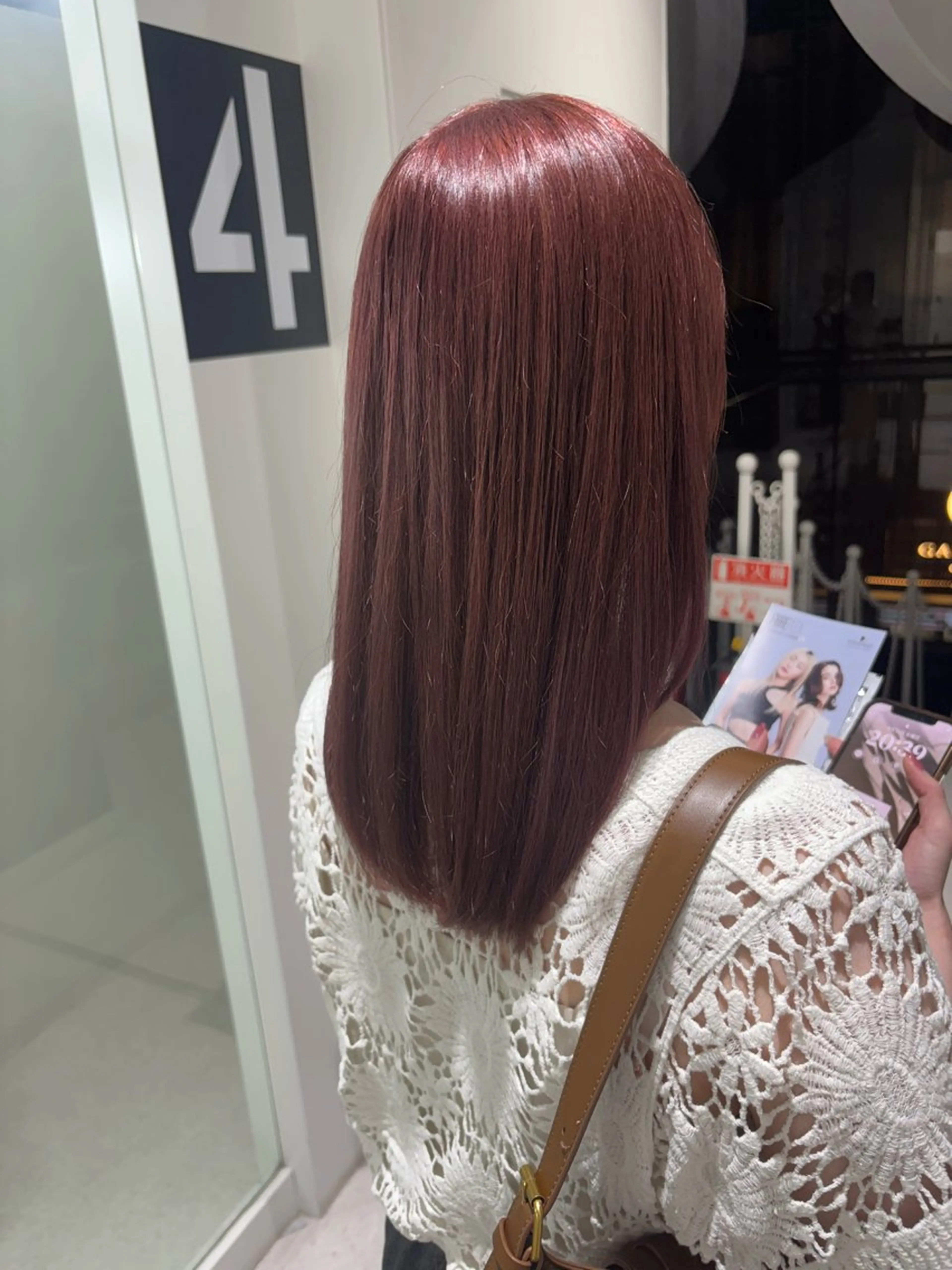 セミロング カラー カット ヘアカラー トリートメント 冨木 雄斗のヘアスタイル