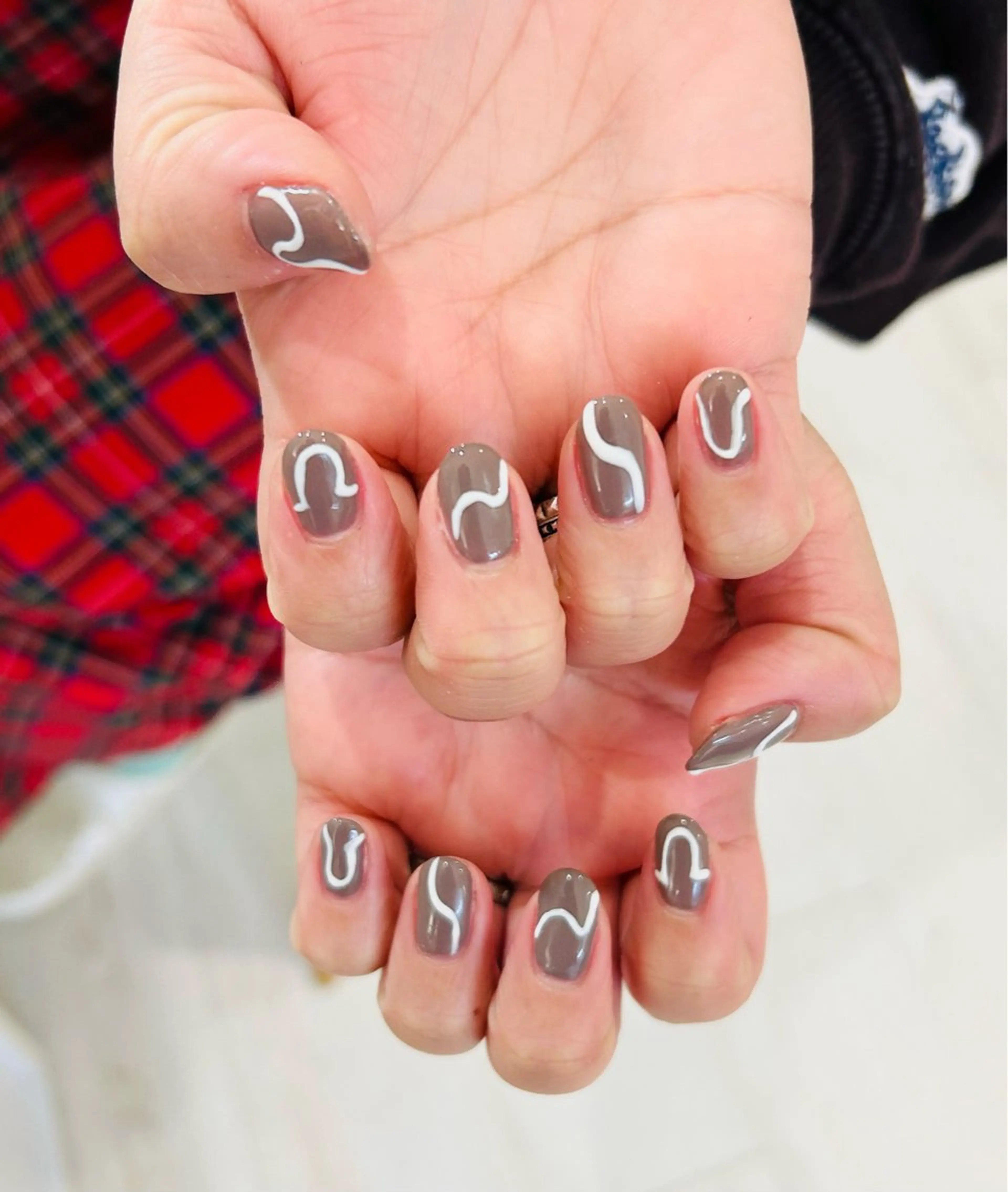 ネイル フラッシュネイル フットネイル フレンチネイル ラメ(グリッター) ラメグラデーション H3(エイチスリー)所属・H3 hitoのネイルデザイン