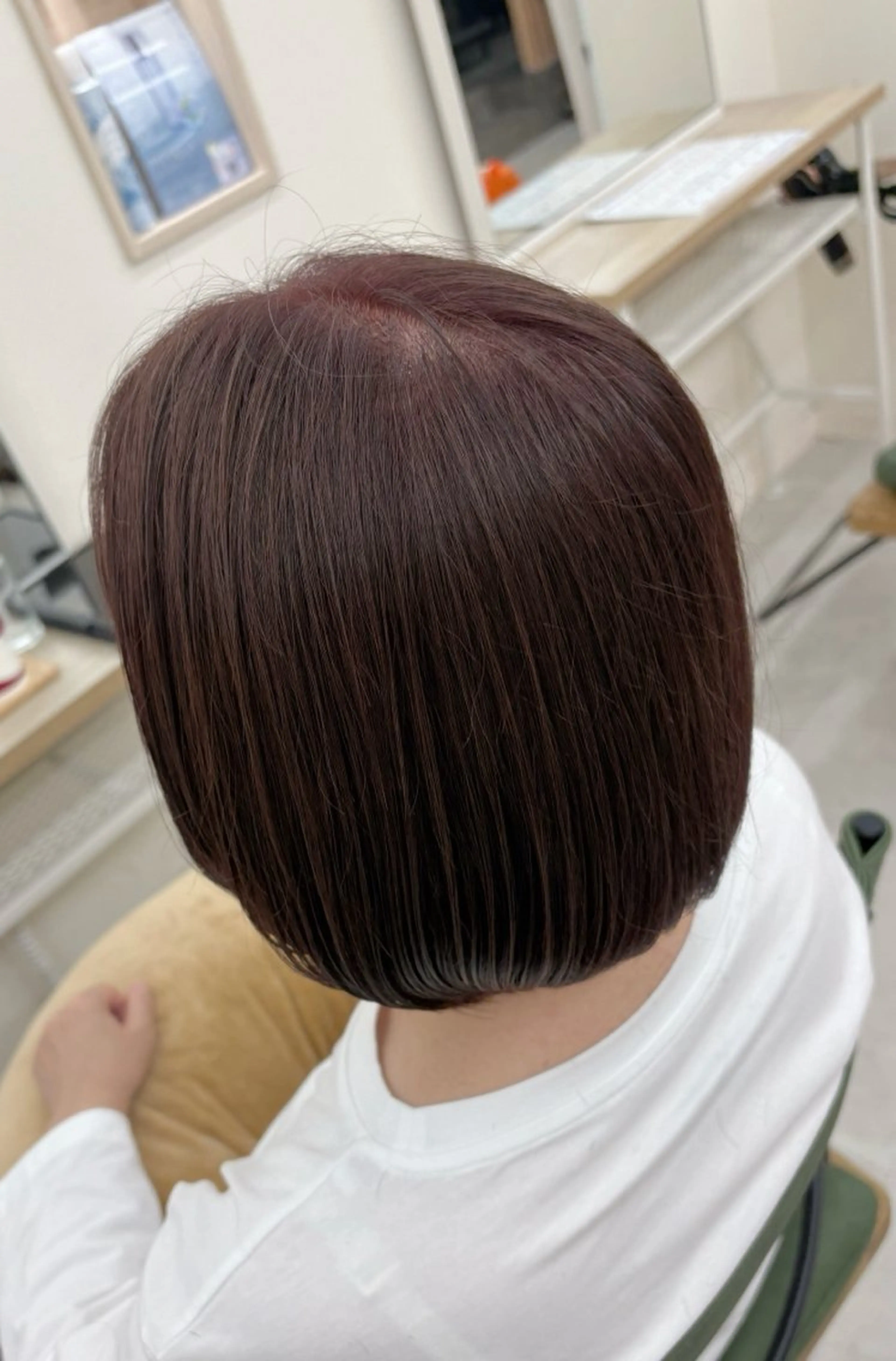 ショート カラー カット ヘアカラー トリートメント NaVIユウジ 透明感カラーのヘアスタイル
