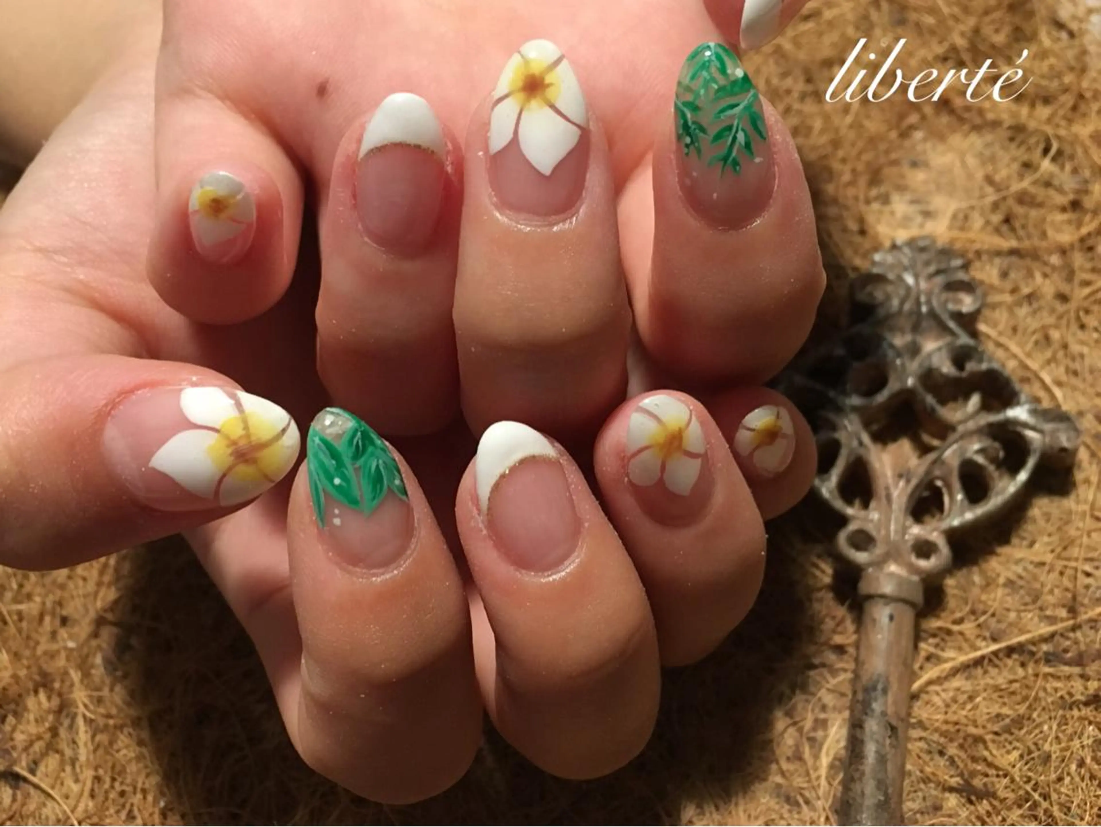 ネイル liberté (リベルテ)のネイルデザイン