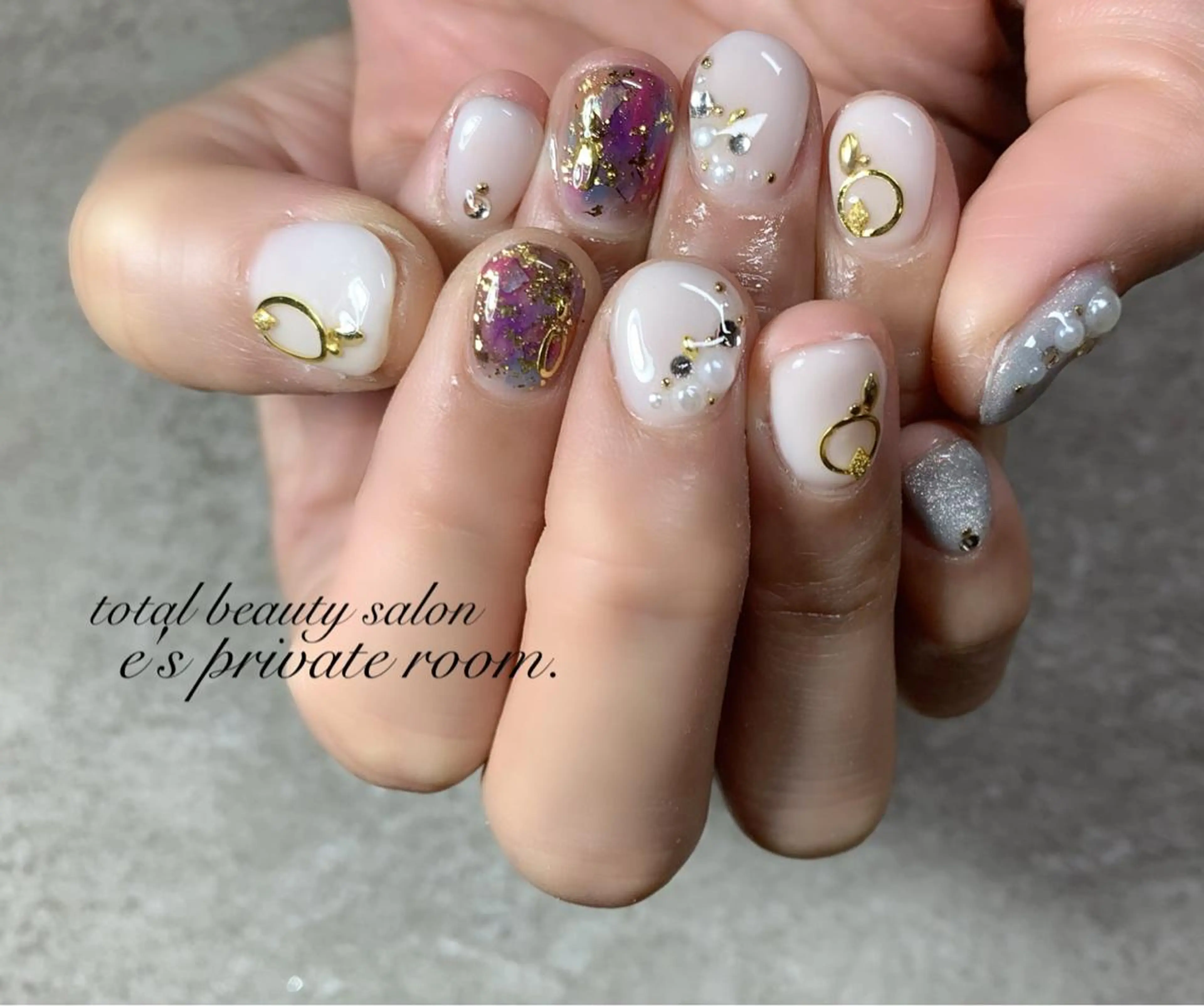 ネイル LAVISH nail salonのネイルデザイン