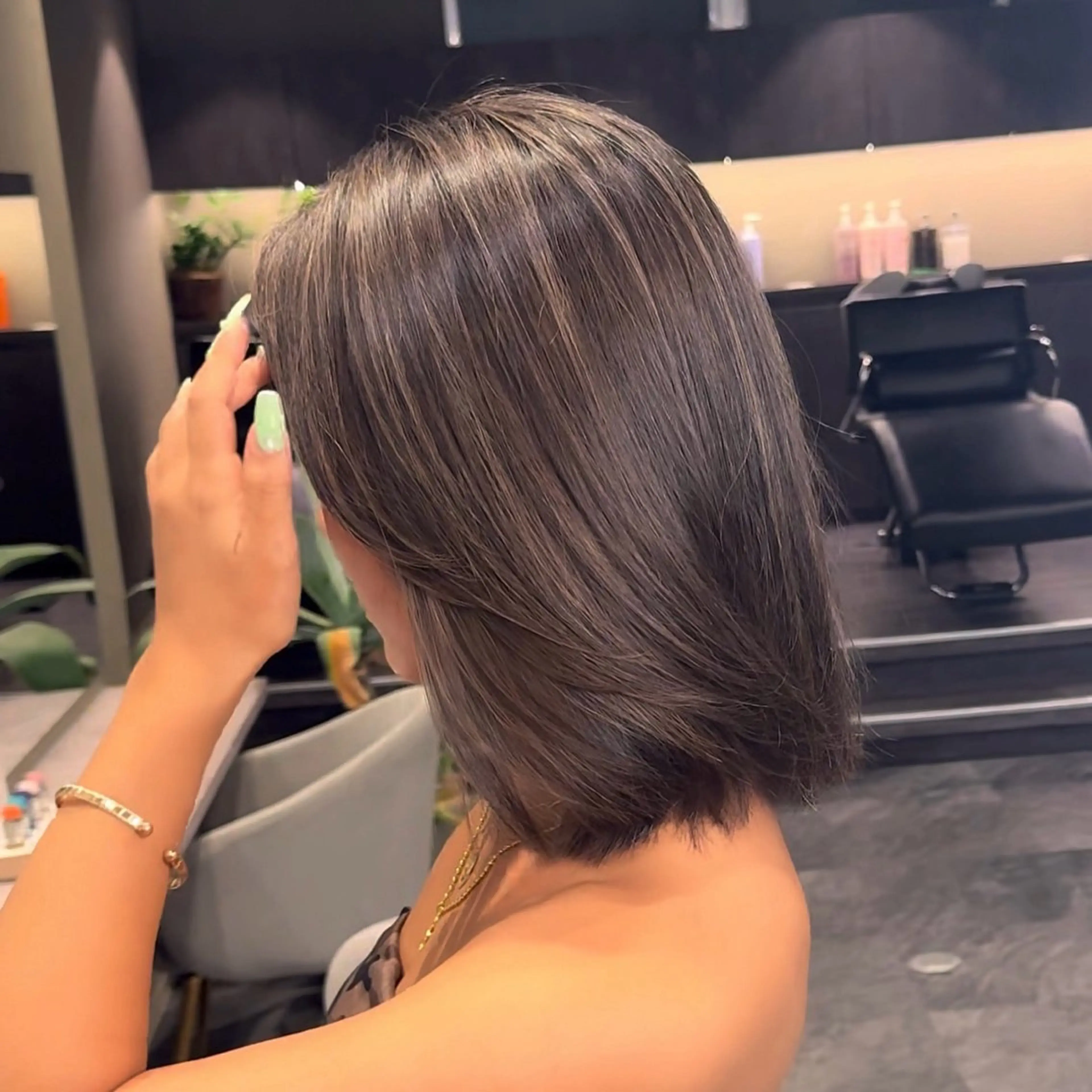 ミディアム カラー 🇺🇸海外デザイン iCON TOKYOのヘアスタイル