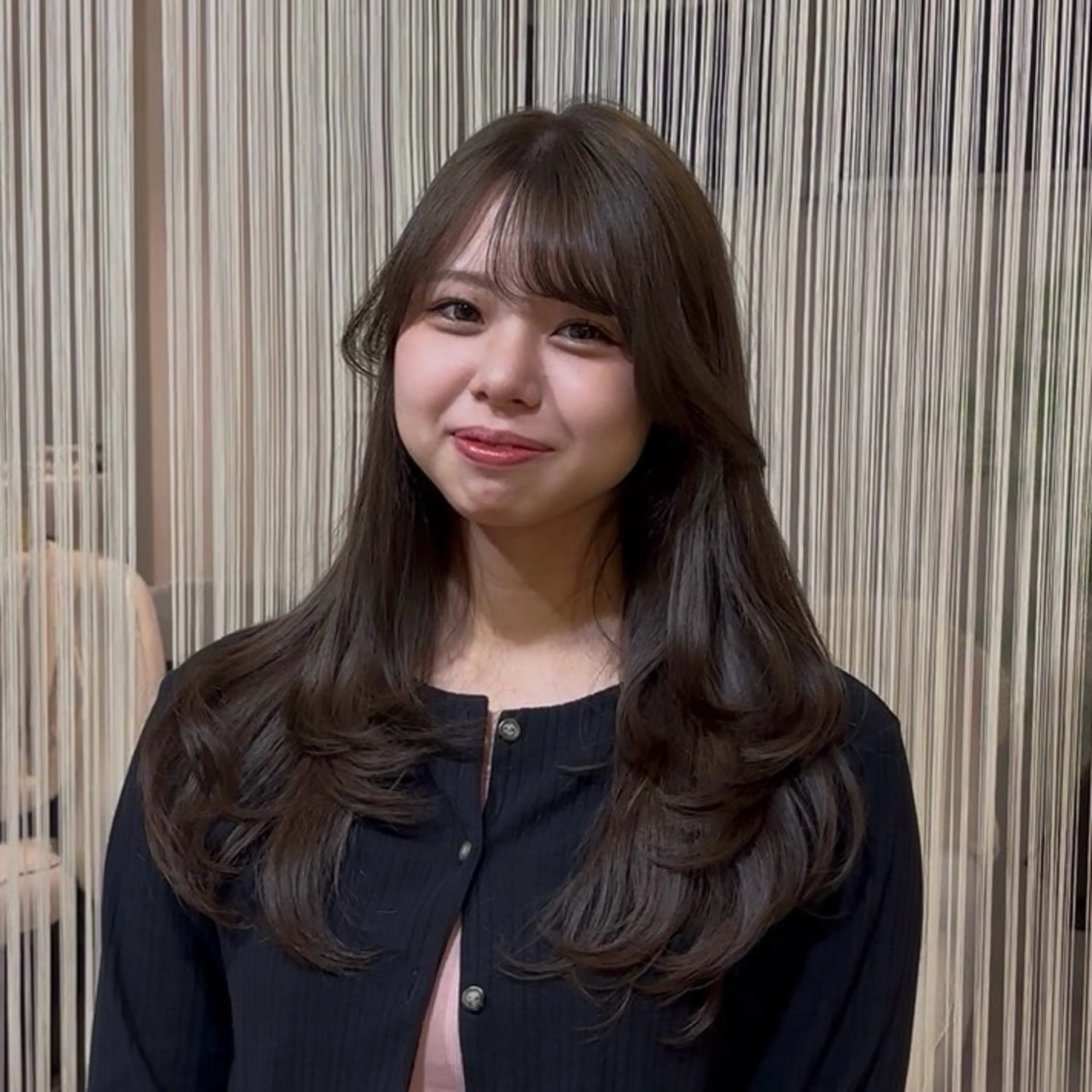 ロング カラー アッシュ アッシュグレー アッシュグレージュ ベージュカラー 透明感カラー カット ヘアカラー トリートメント RINNO🌷艶髪/ 艶カラー/縮毛矯正のヘアスタイル