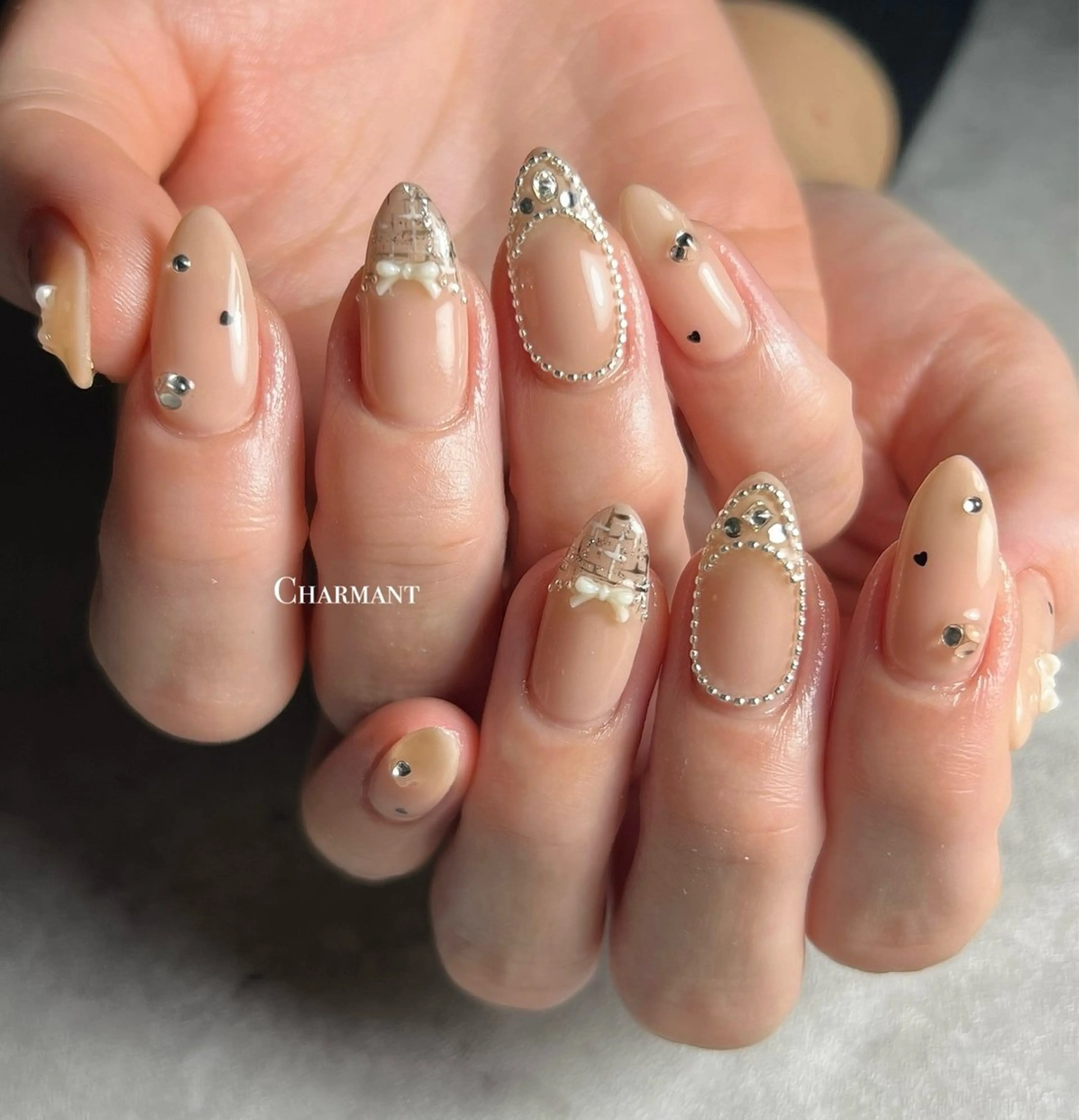 ネイル ハンドネイル Minako 【Charmant】のネイルデザイン