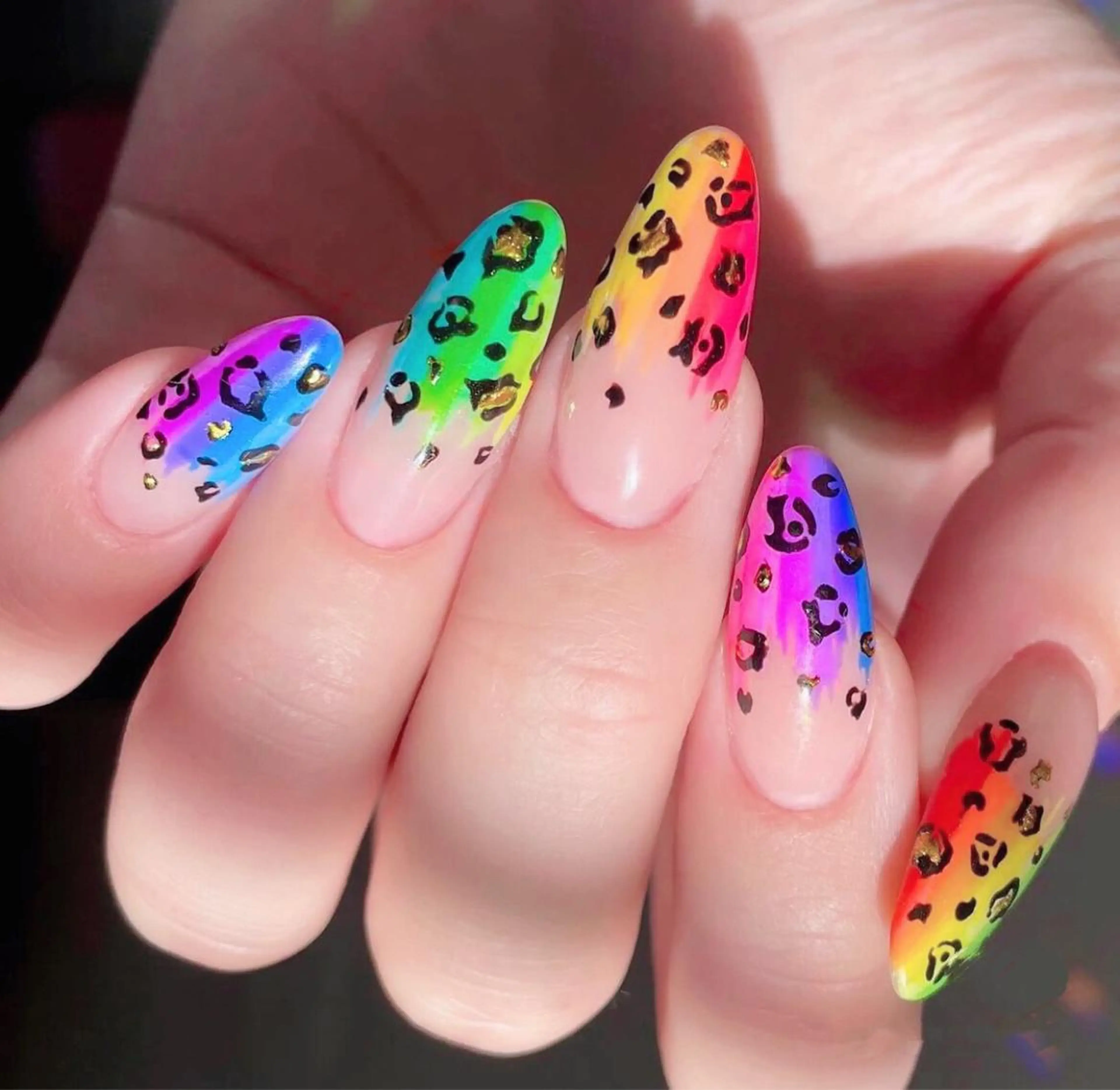 ネイル ハンドネイル MoonNail ユリ🌸のネイルデザイン