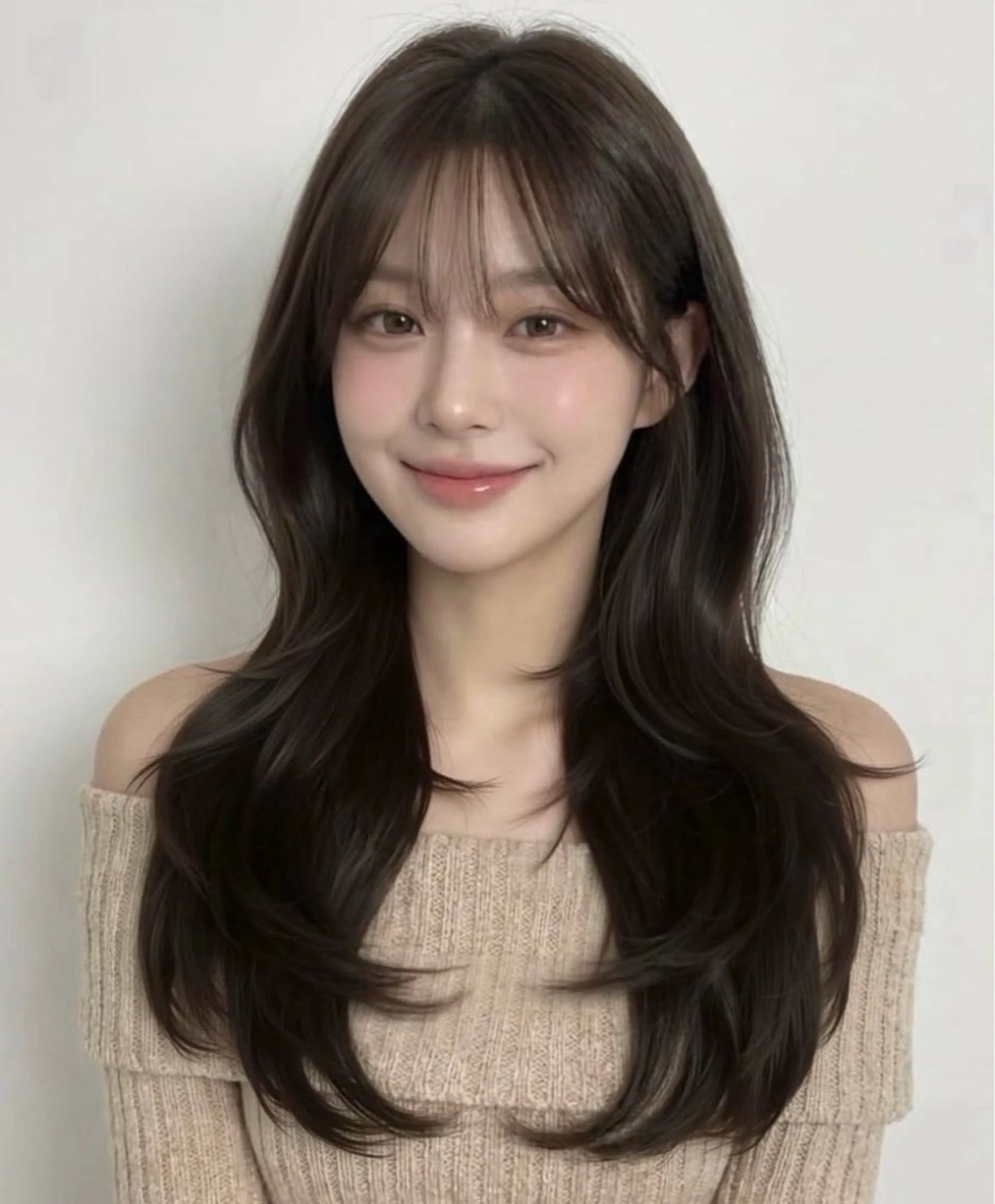 ロング カラー 顔まわりレイヤー 韓国風ヘア レイヤーカット ロング 小顔カット カット カット無料｜レイヤー カット｜韓国モテへアのヘアスタイル