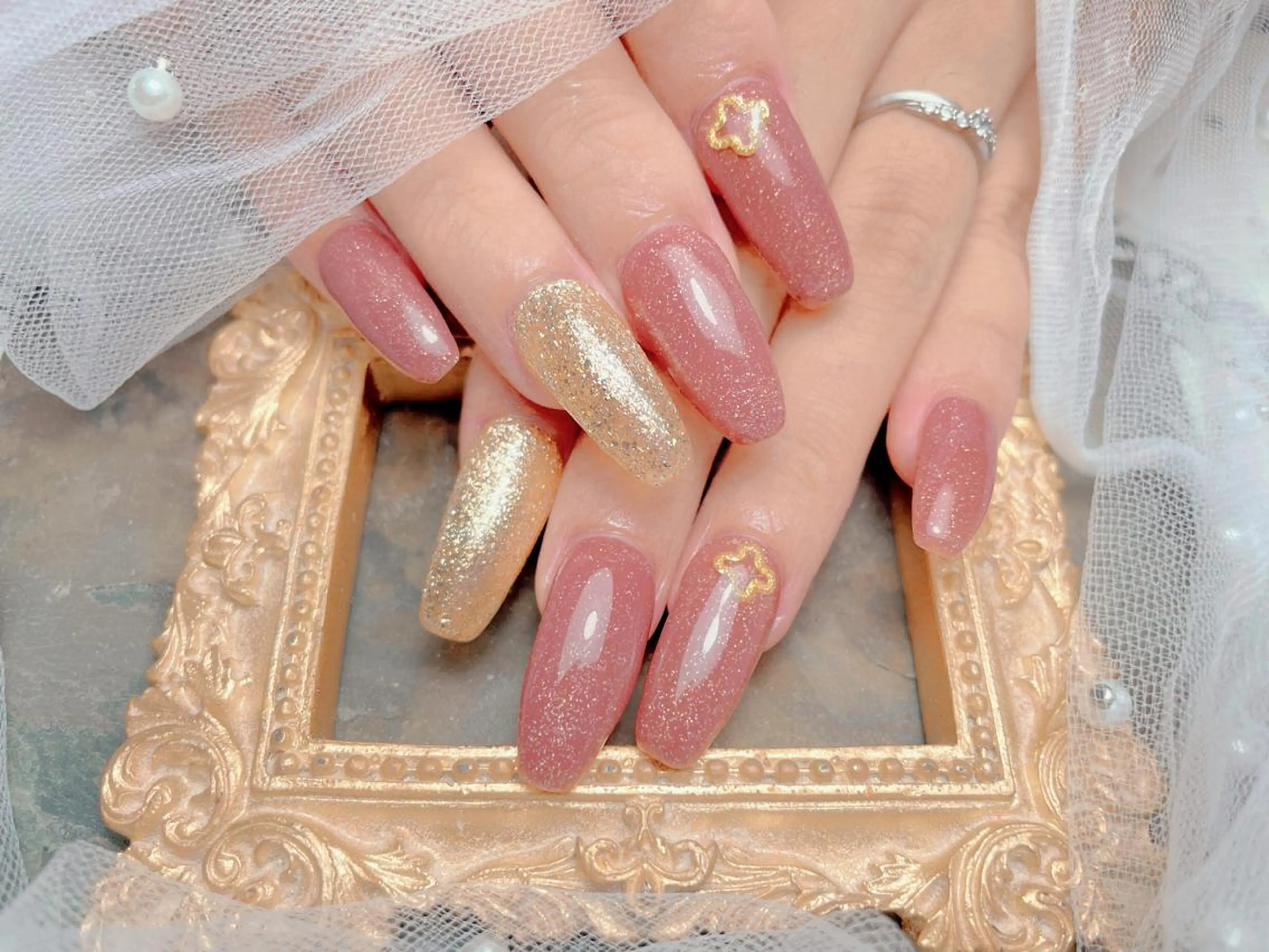 ネイル ハンドネイル マジック ミラーのネイルデザイン