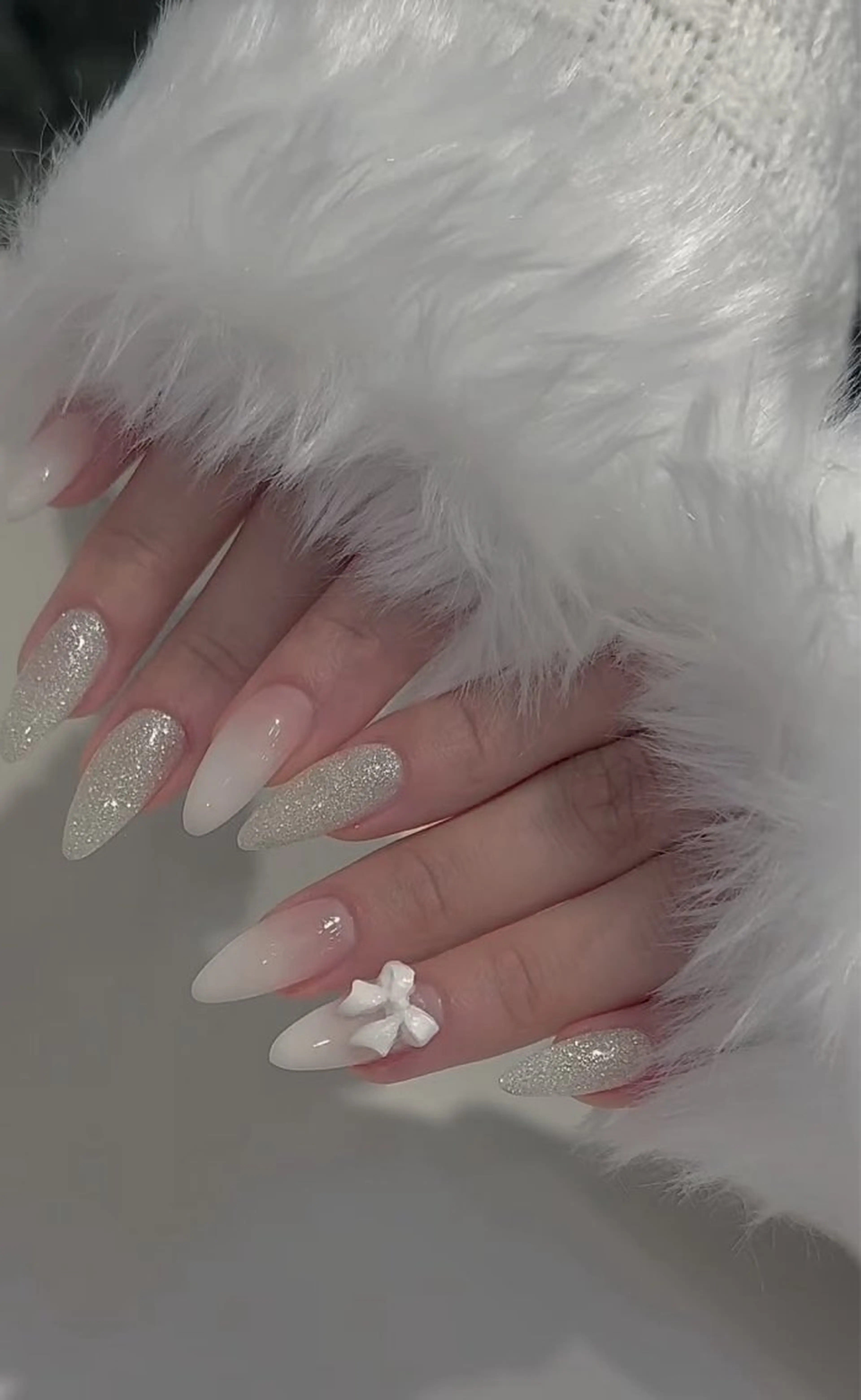 カラー グラデーションカラー ピンクカラー ハンドネイル AIN Nailのネイルデザイン