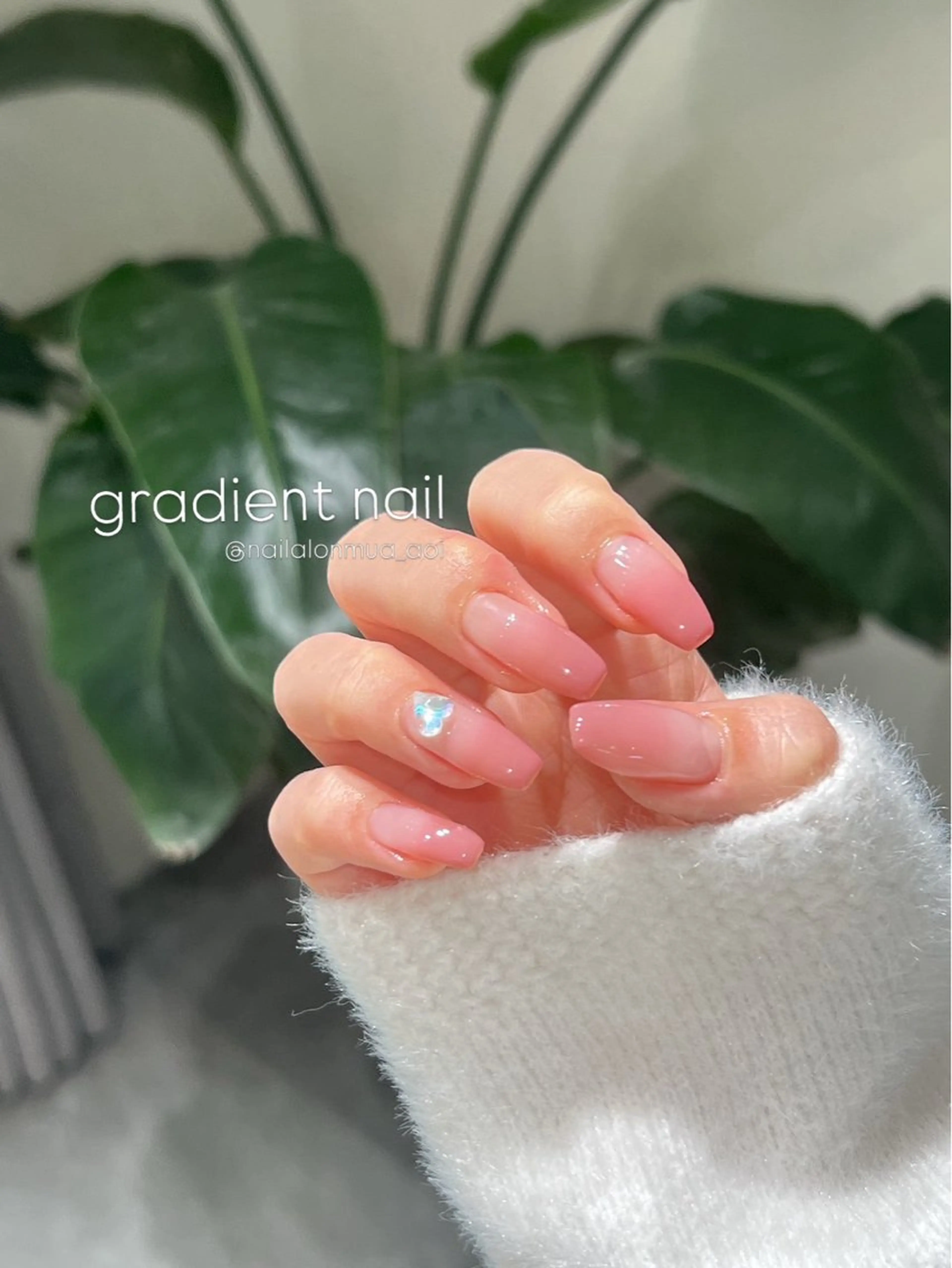 ネイル グラデーション ピンク ハンドネイル MUA aoiのネイルデザイン