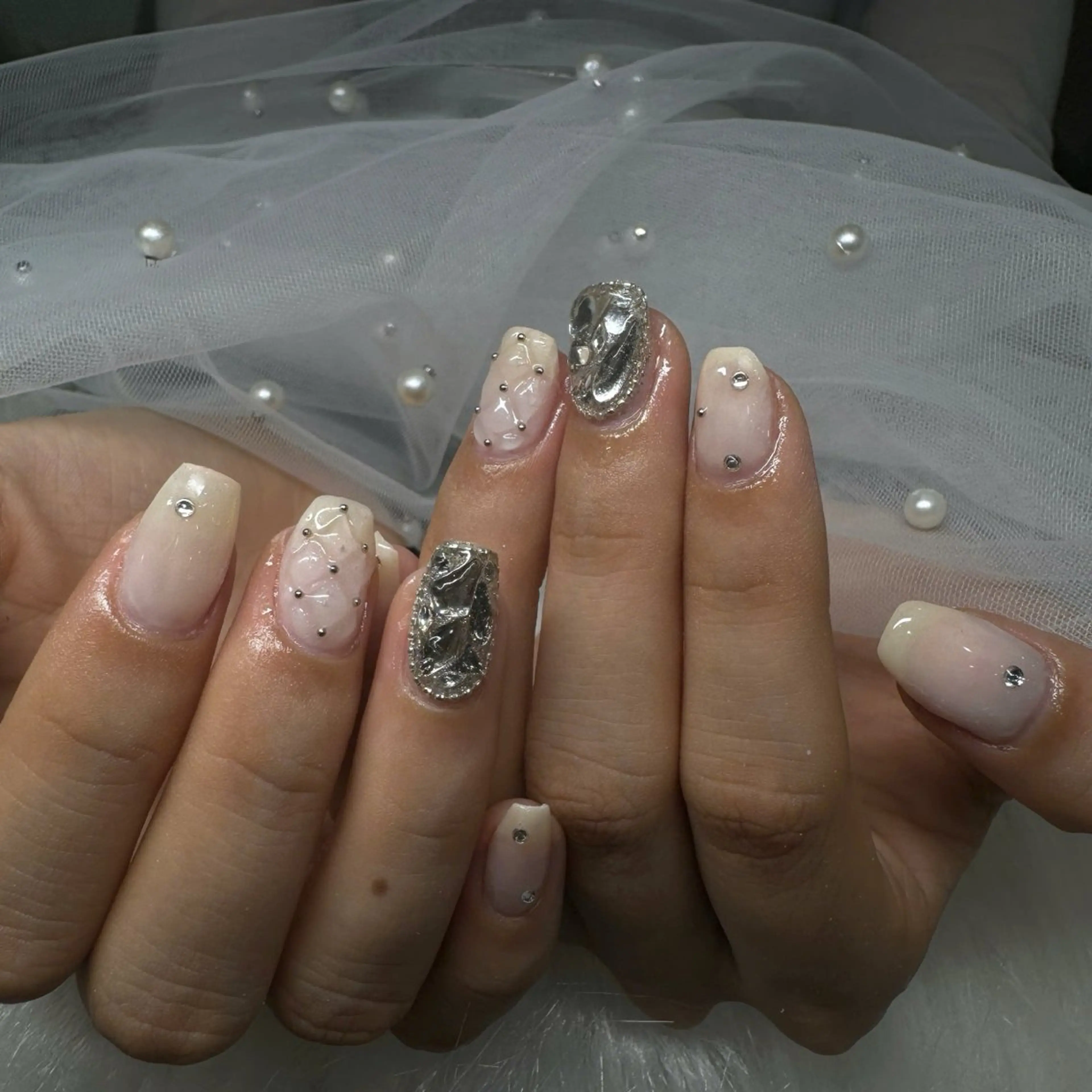 ネイル ハート 韓国ネイル 夏ネイル ワンホンネイル ハンドネイル gin ginのネイルデザイン