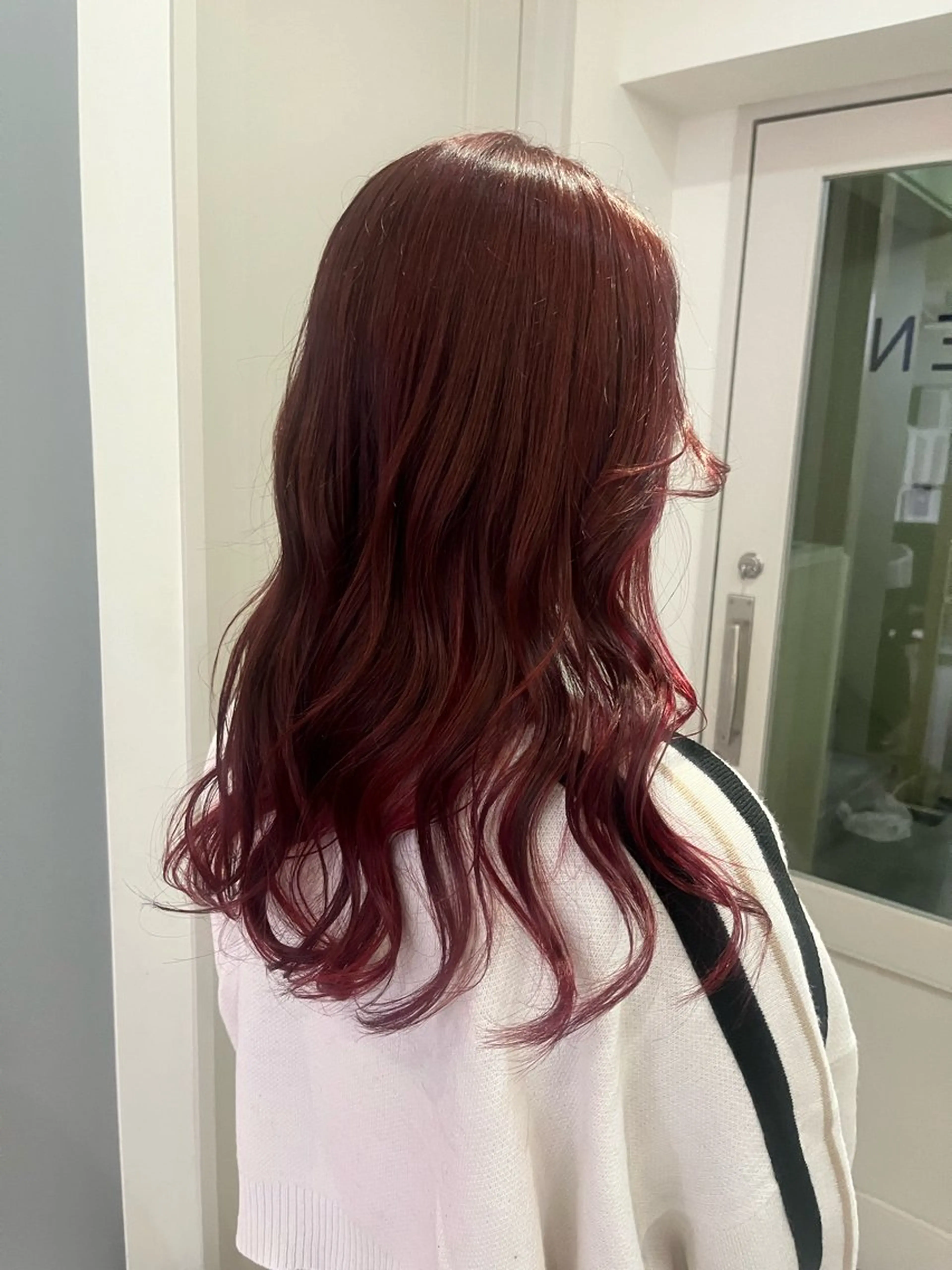 ロング カラー くすみカラー/海外 レイヤー/ ローレンのヘアスタイル