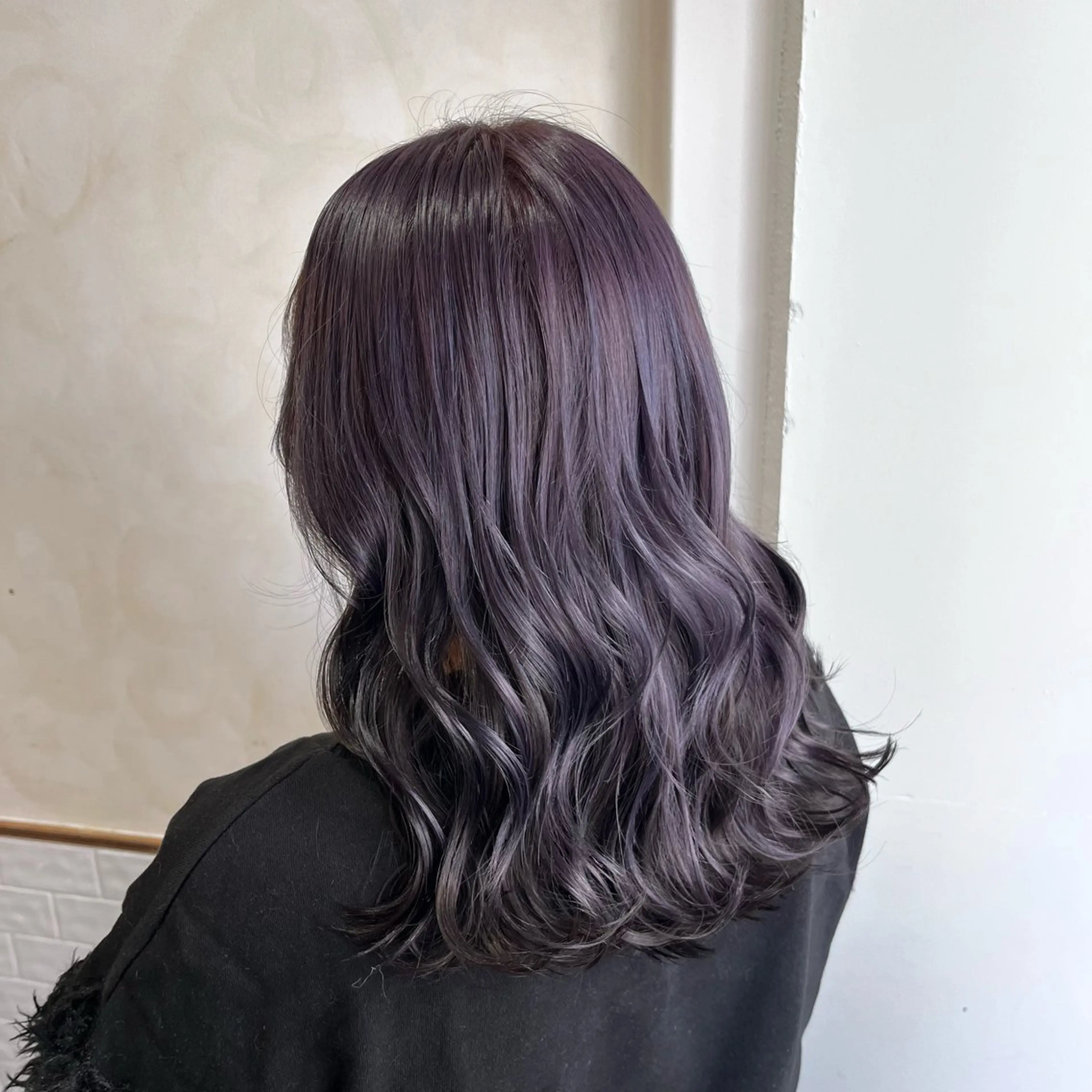 セミロング カラー ダブルカラー ラベンダーカラー 神戸ボブ✂️ ioe三宮/田 伸佳のヘアスタイル