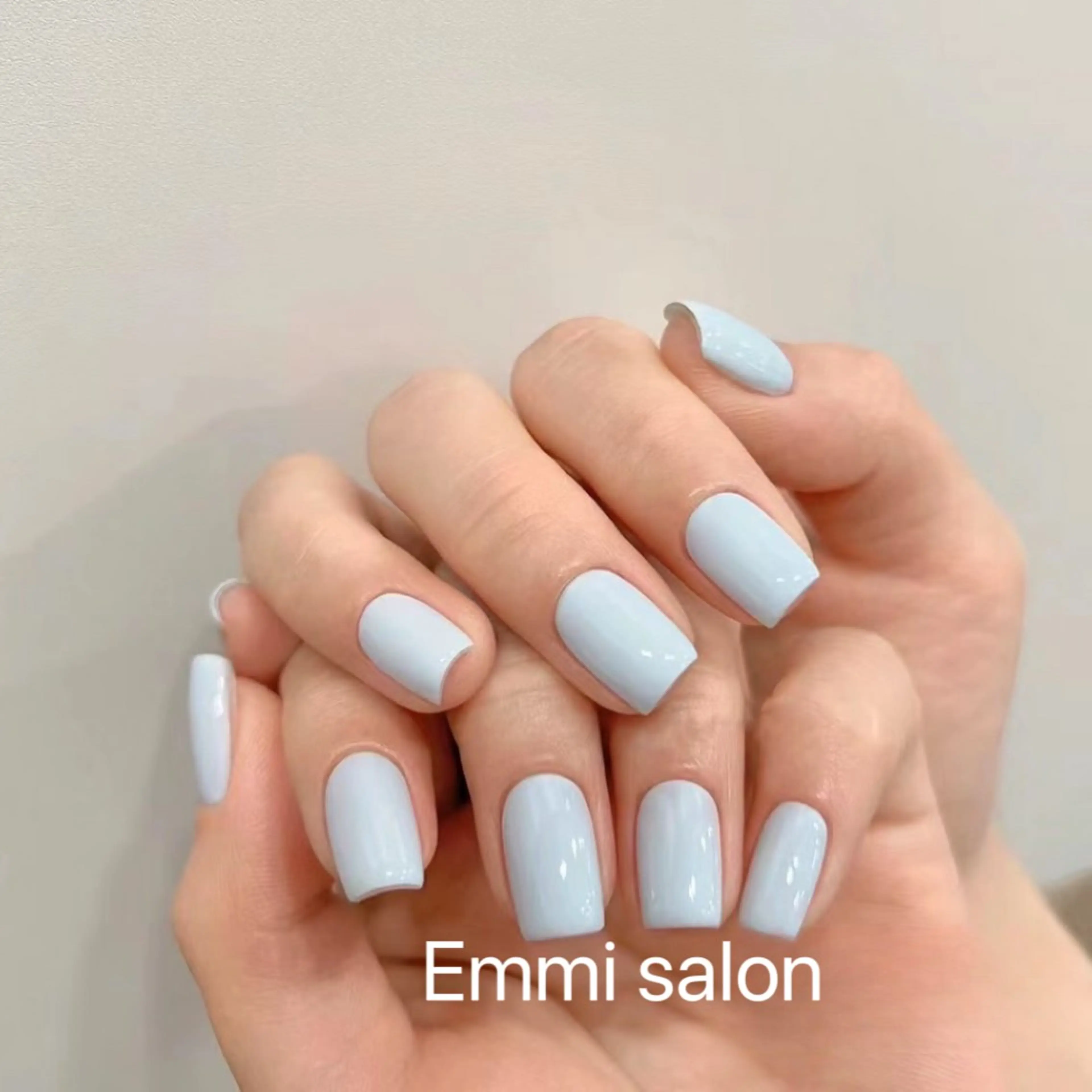 ネイル ワンカラーネイル Emmi salonのネイルデザイン
