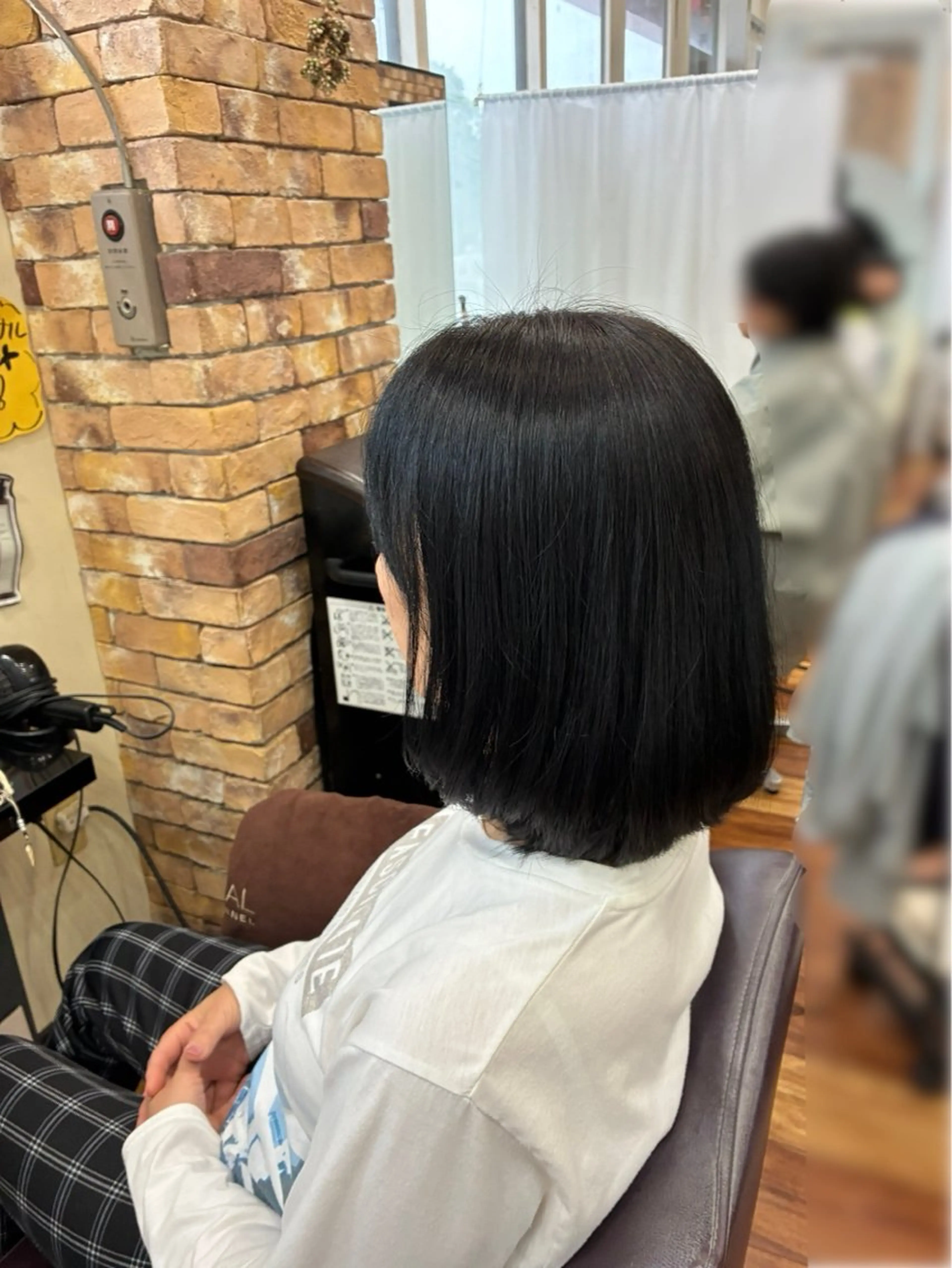 ミディアム たかはし さなのヘアスタイル