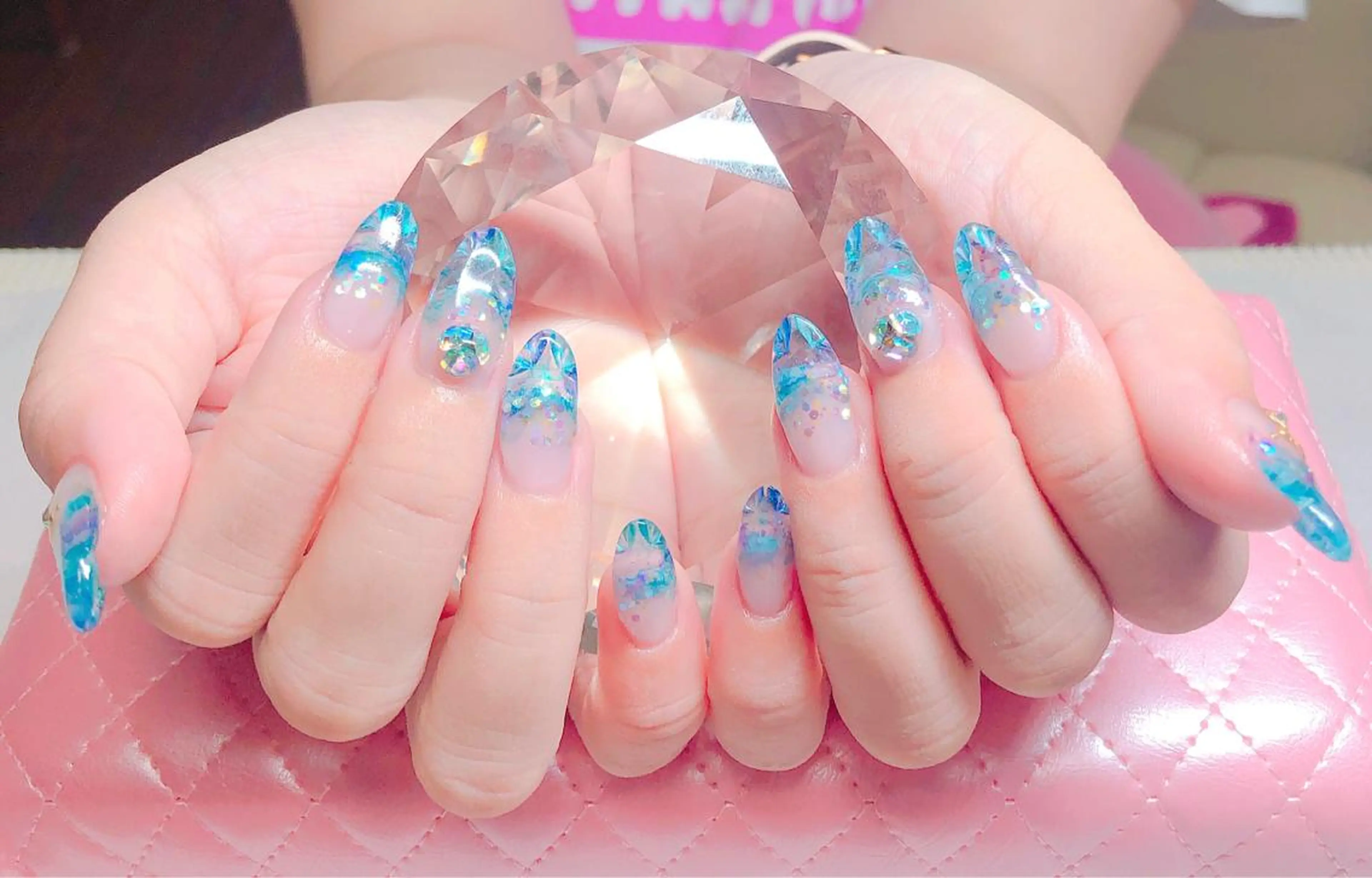 ネイル ネイルチップ CROWN プライベートサロンのネイルデザイン