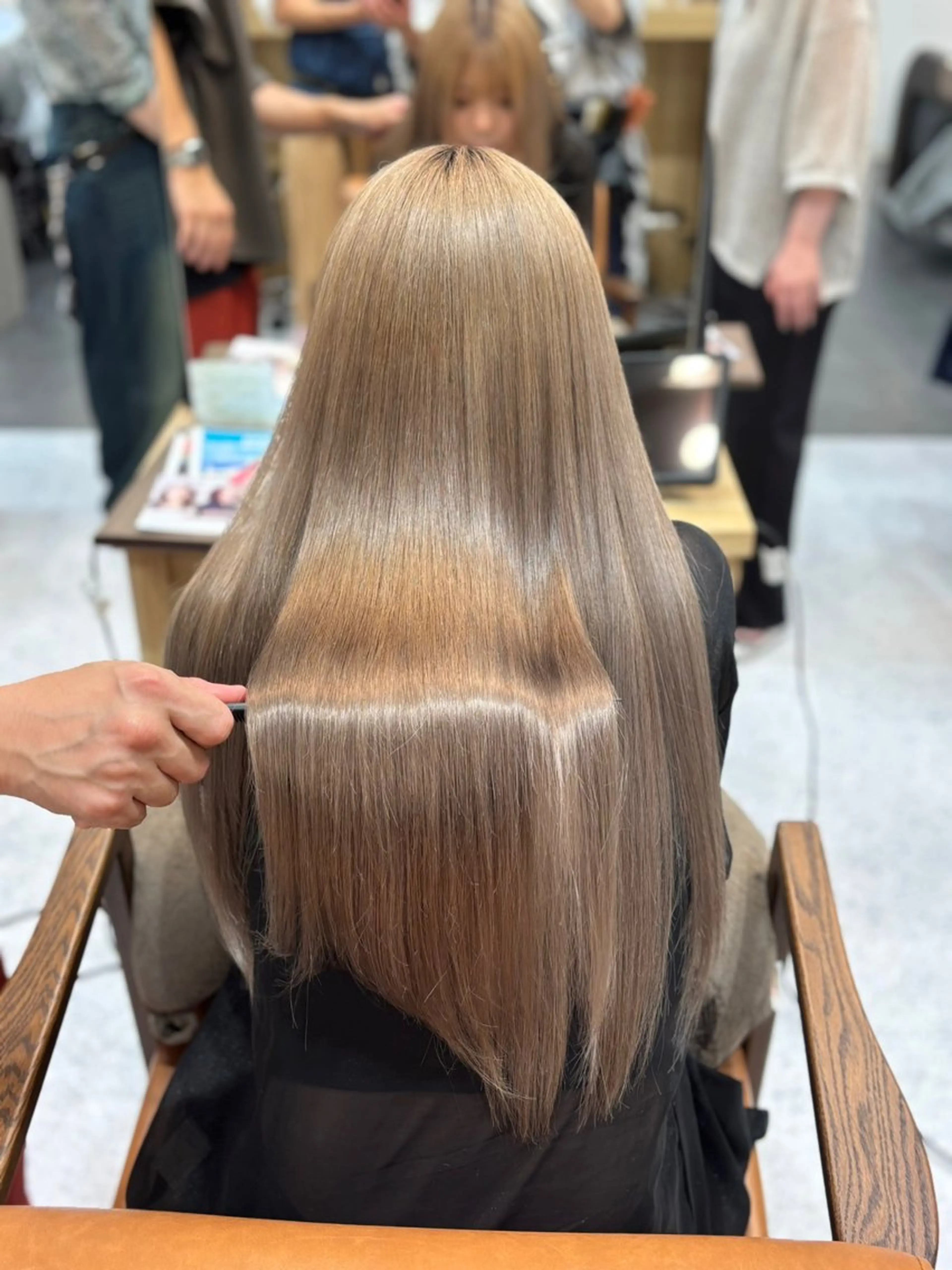 ロング 森井 早苗のヘアスタイル