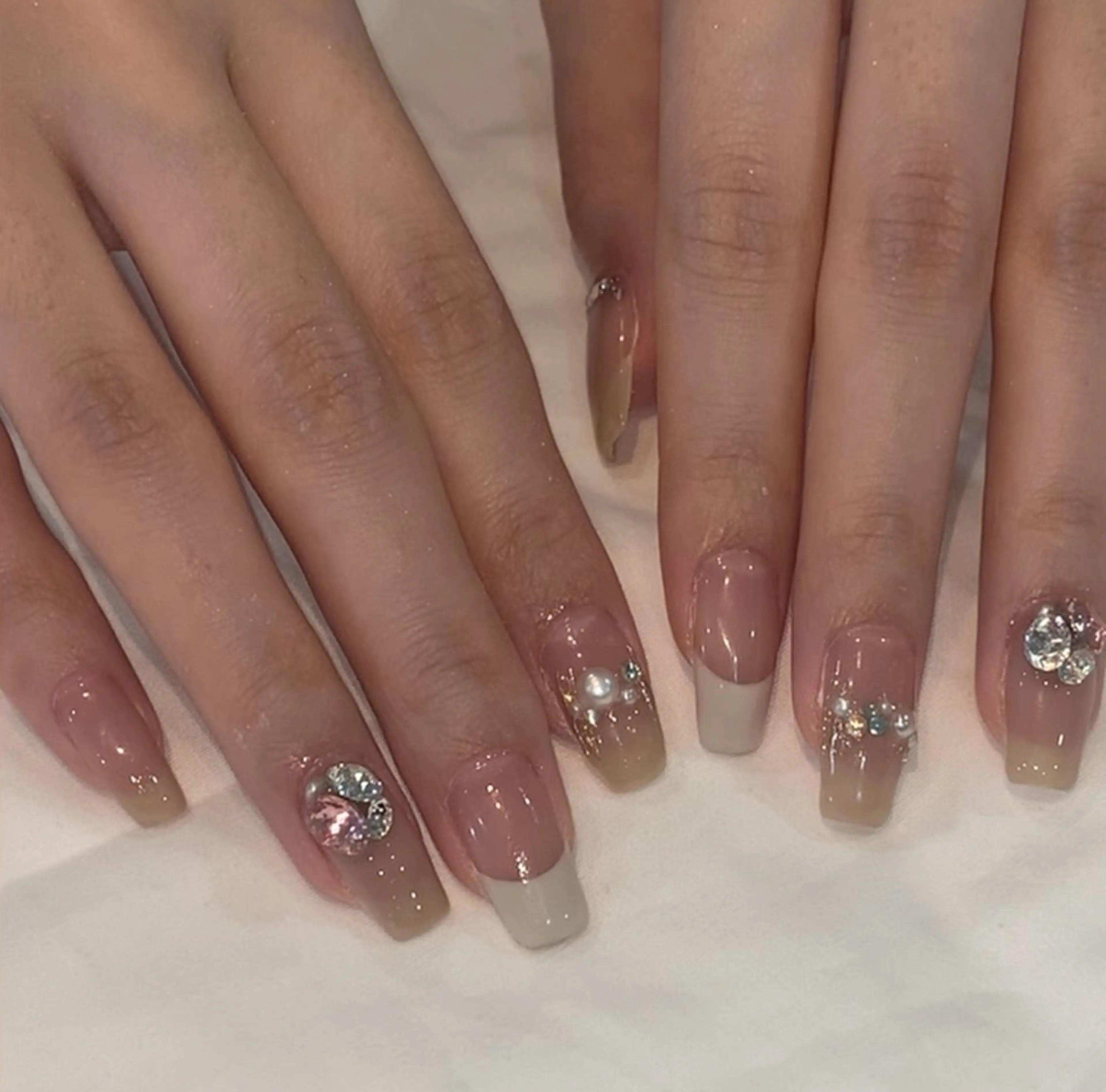 ネイル ハンドネイル . Natsumiのネイルデザイン