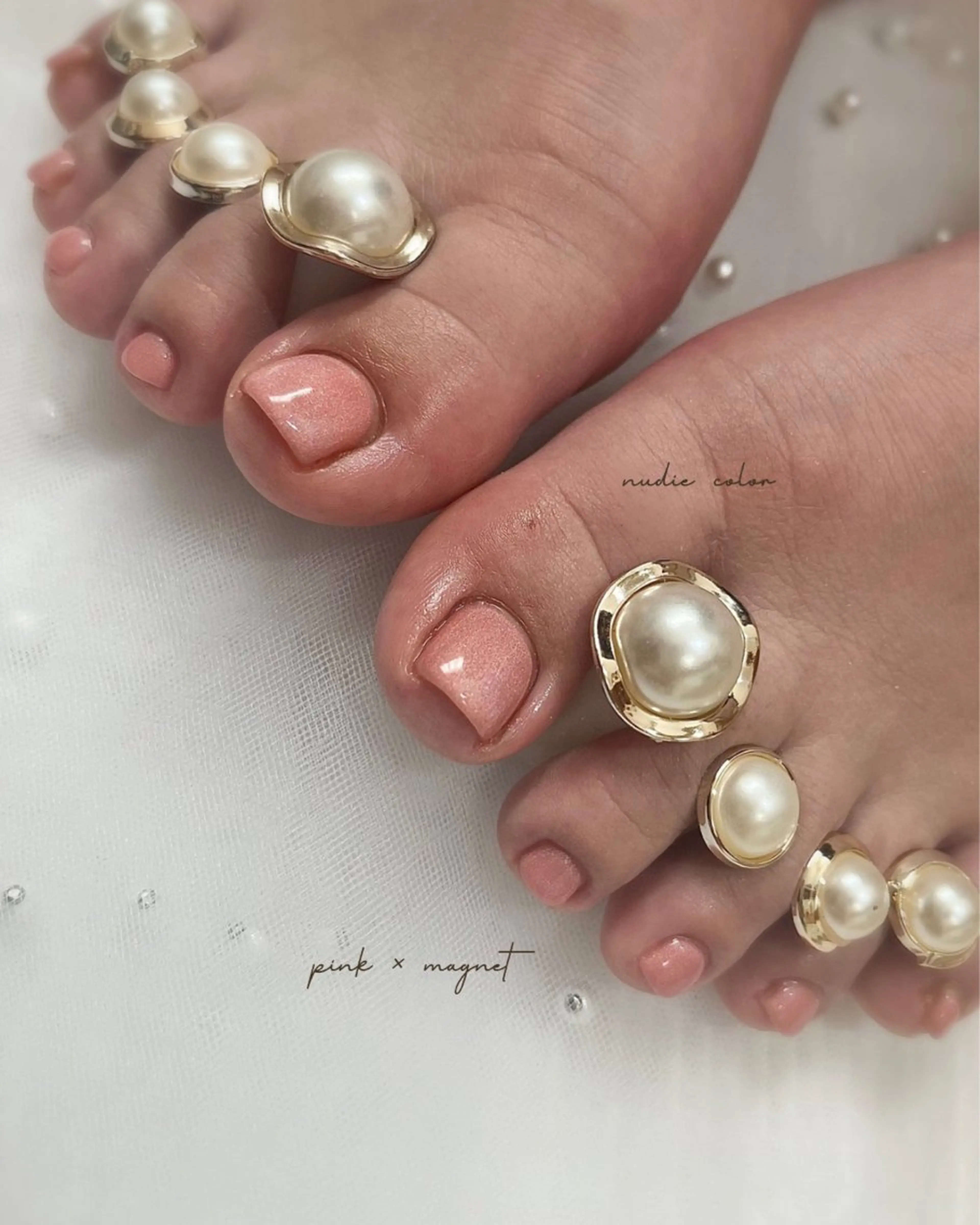 ネイル フットネイル キラキラネイル ラメ(グリッター) マグネットネイル ワンカラーネイル nail salon slothのネイルデザイン