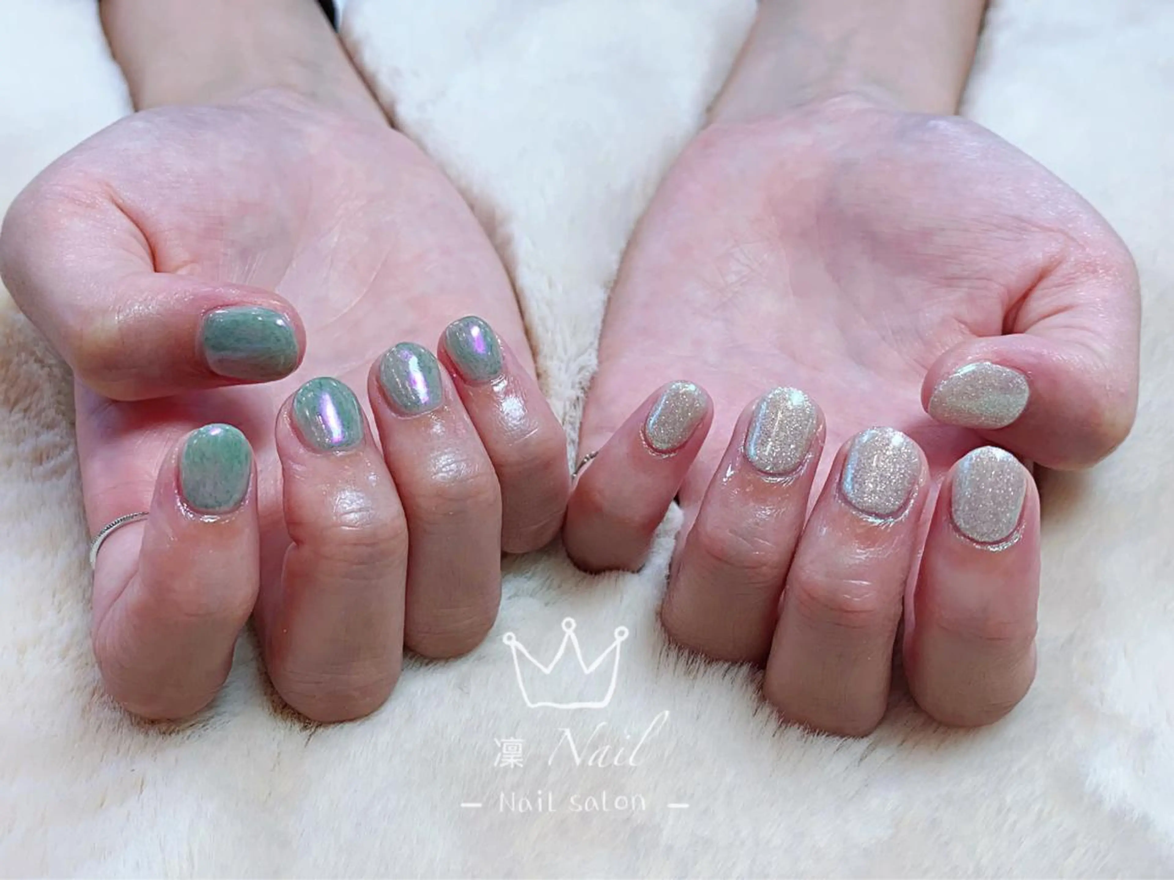 ショート カラー ネイル Le’a NailSalonのネイルデザイン