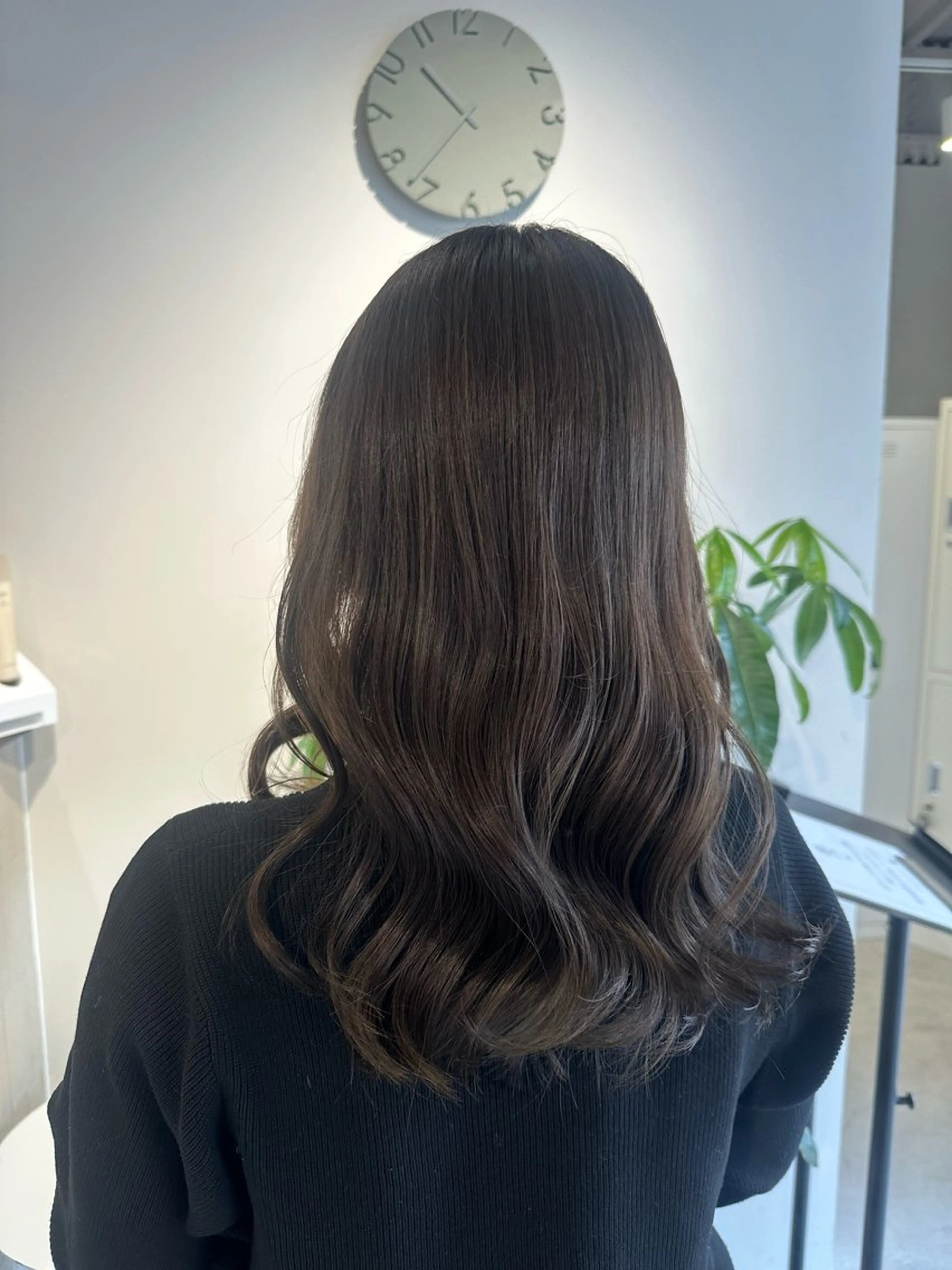 カラー 相原 百華のヘアスタイル