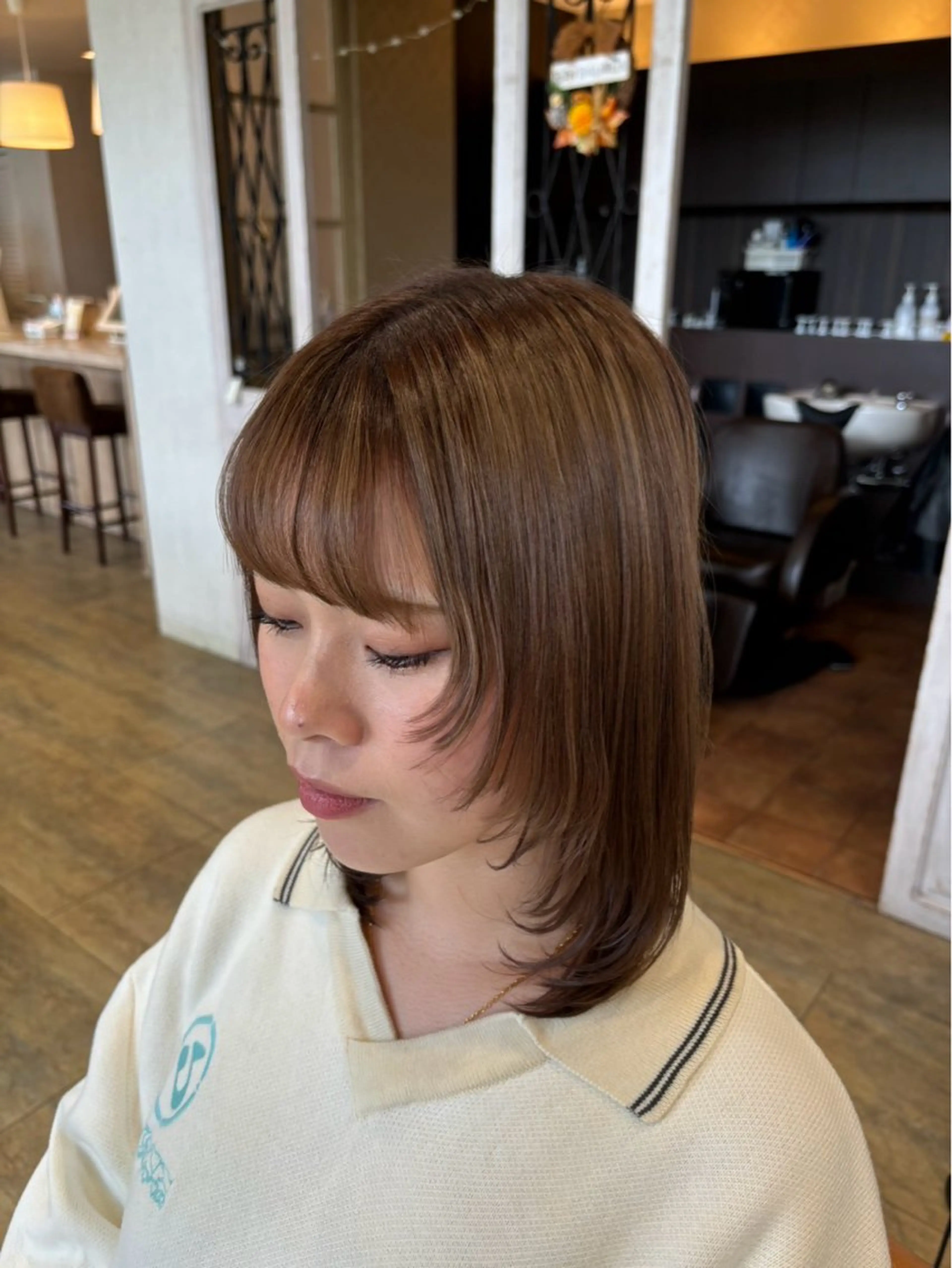 ミディアム 顔周りカット レイヤーカット YURA bisou hairのマツエク・マツパデザイン