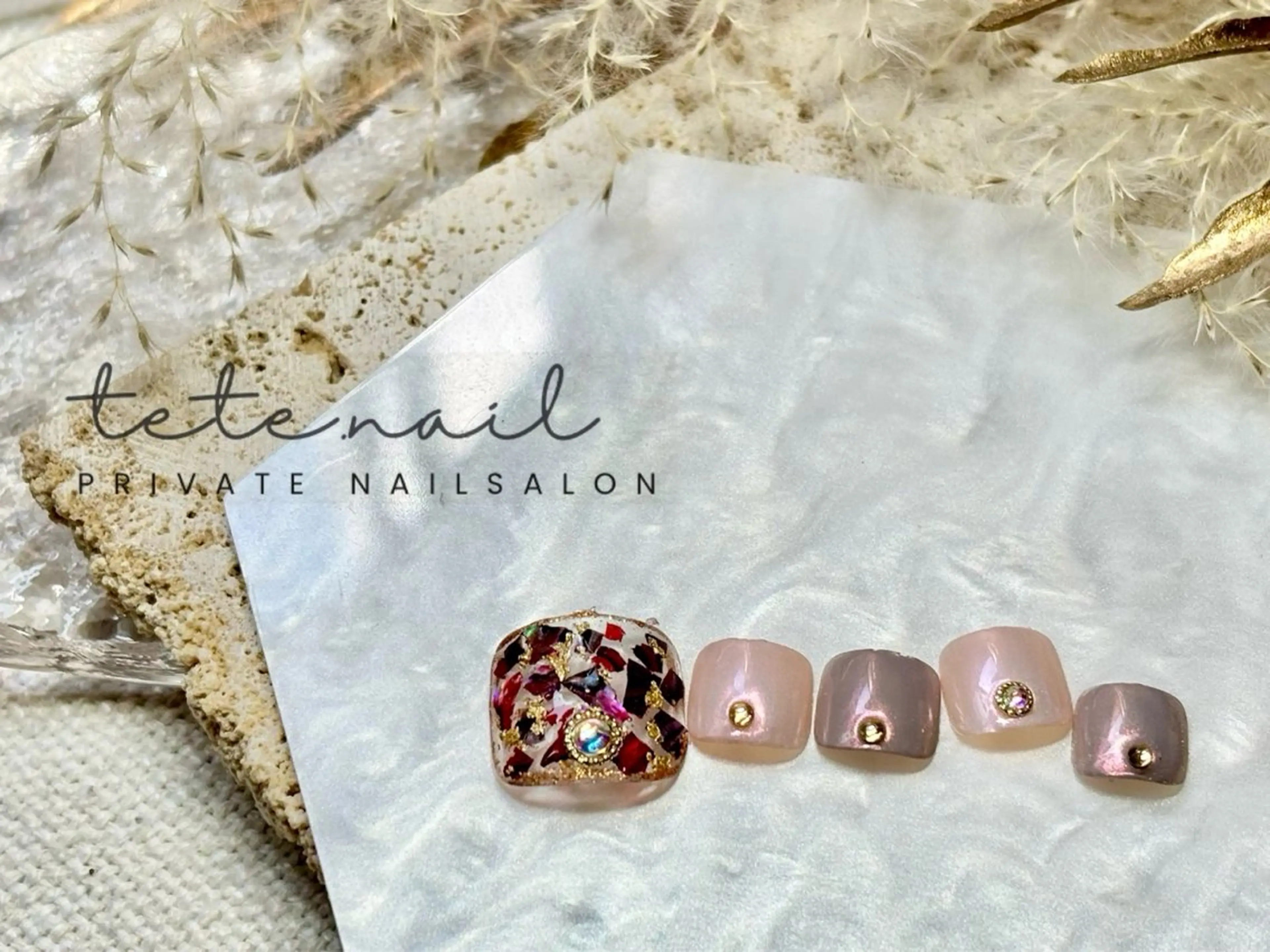 ネイル フットネイル tete. nailのネイルデザイン