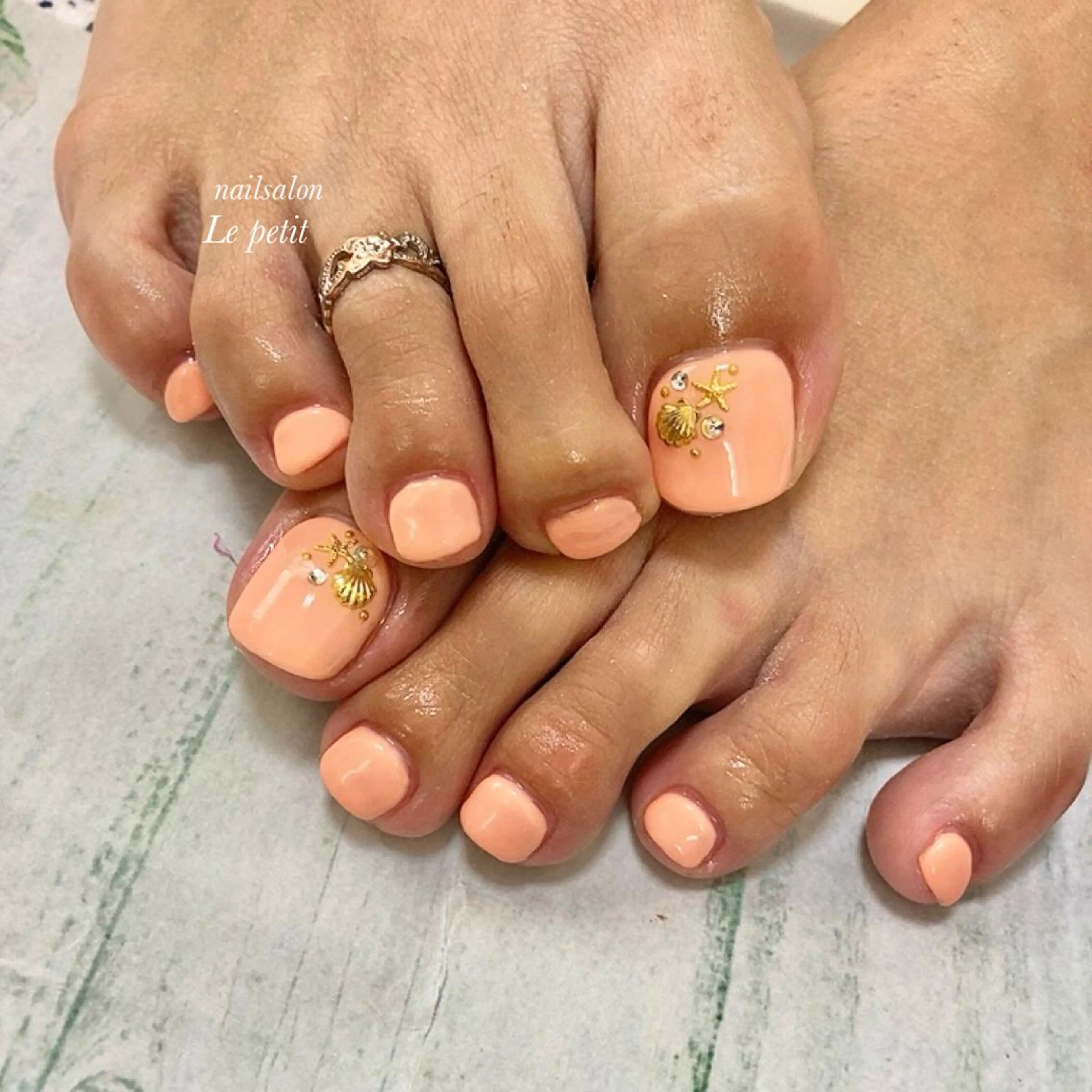 ネイル 石野 広佳のネイルデザイン