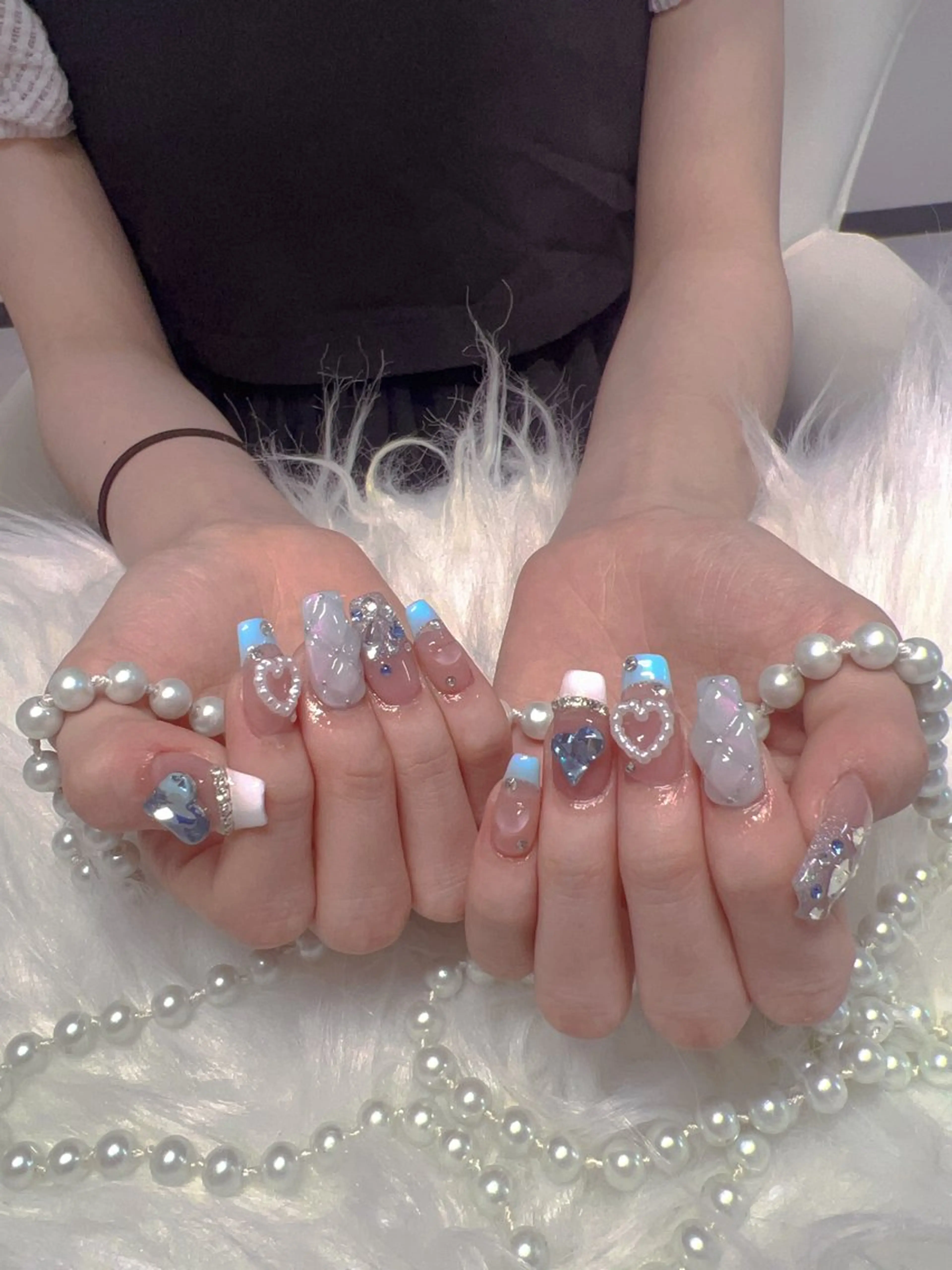 ネイル MoaNail🫶 Yoshiのネイルデザイン