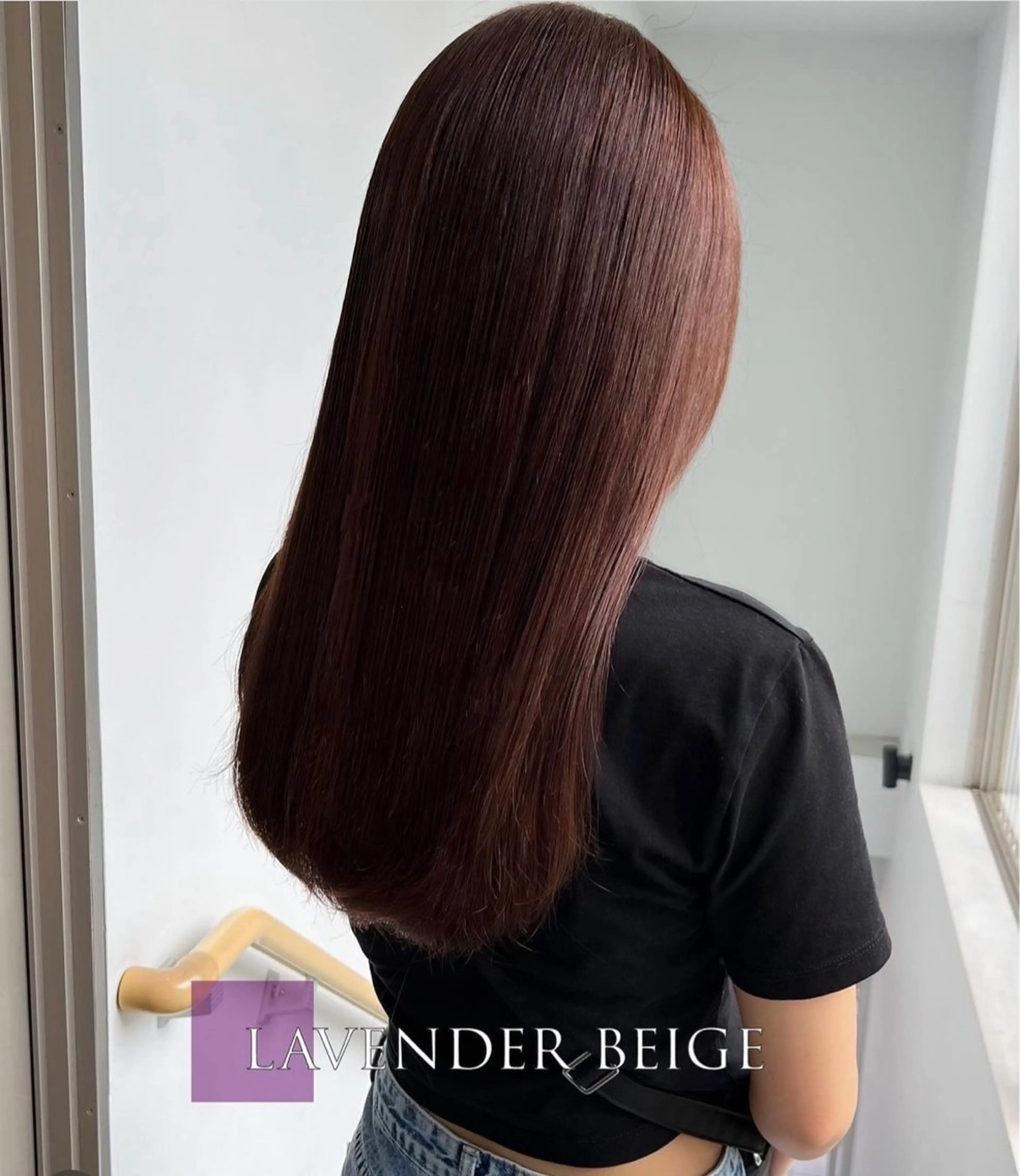 ロング ラベンダーベージュ ロング ウラノ ソウシのヘアスタイル