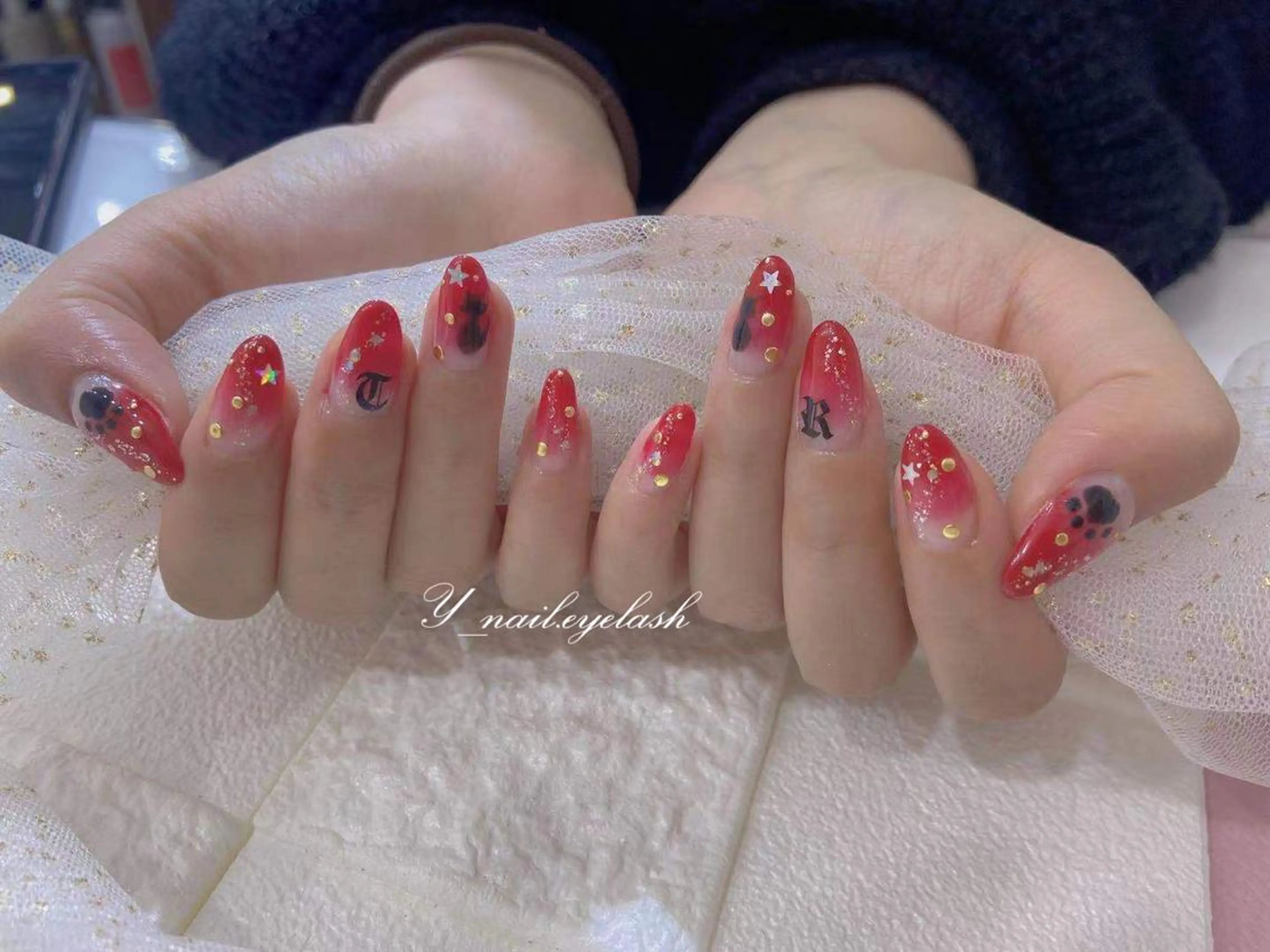 ネイル 赤色 Umi nail& eyelashのネイルデザイン