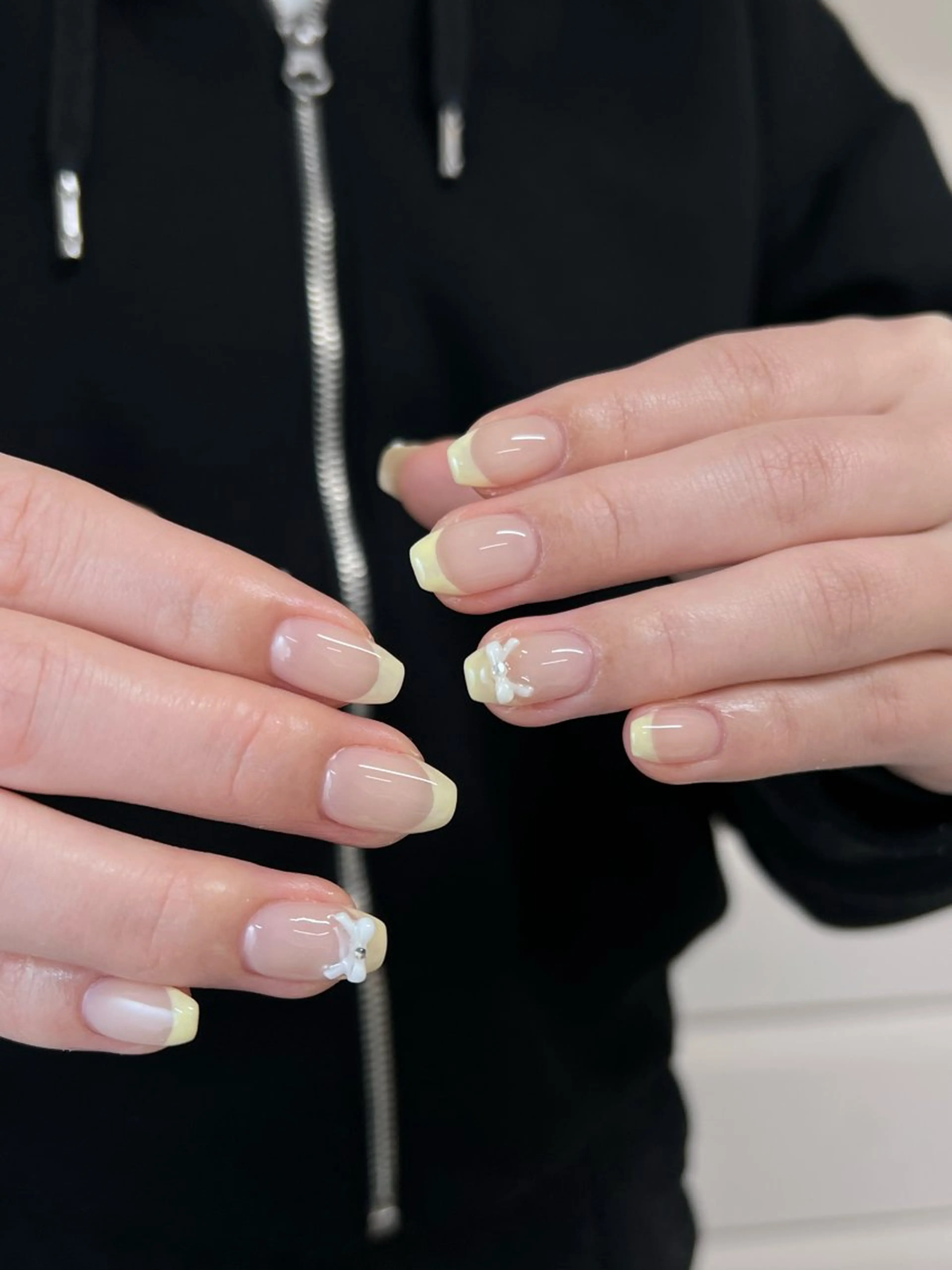 ネイル フレンチネイル ハンドネイル ハンドケア 瀬戸 梨子のエステ・リラクイメージ