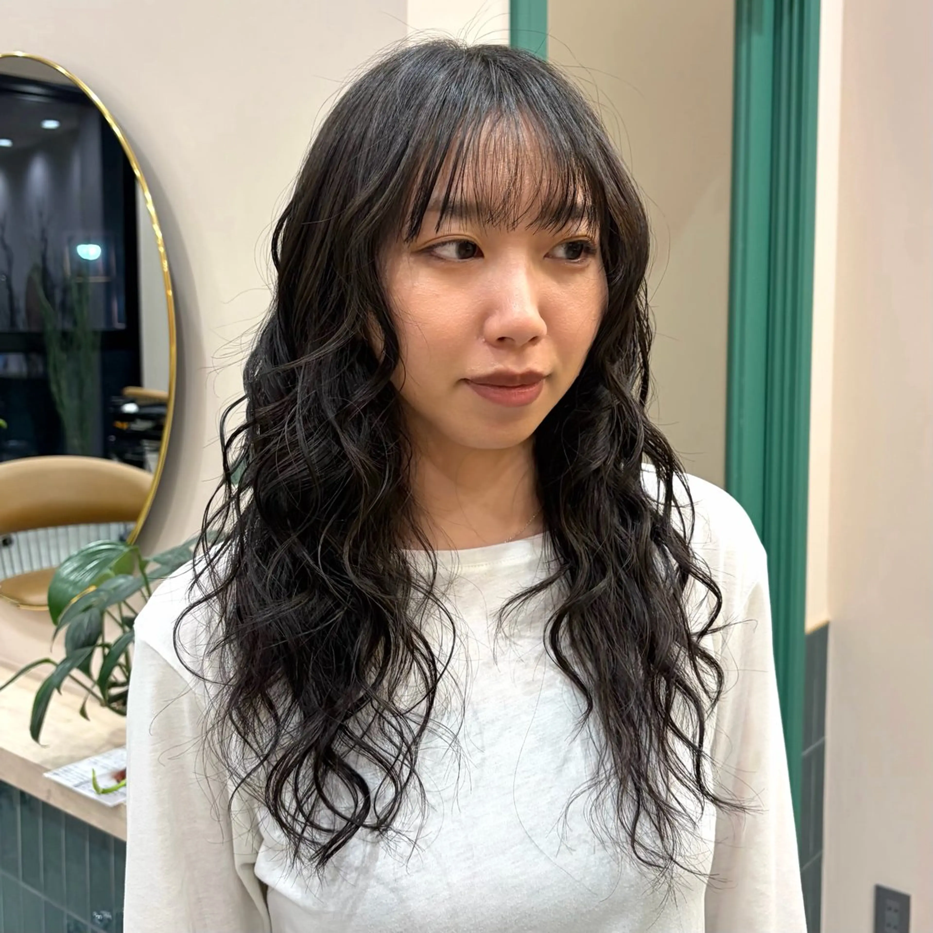 ロング ヘアカラー 透明感カラー 🌱多田 望花のヘアスタイル