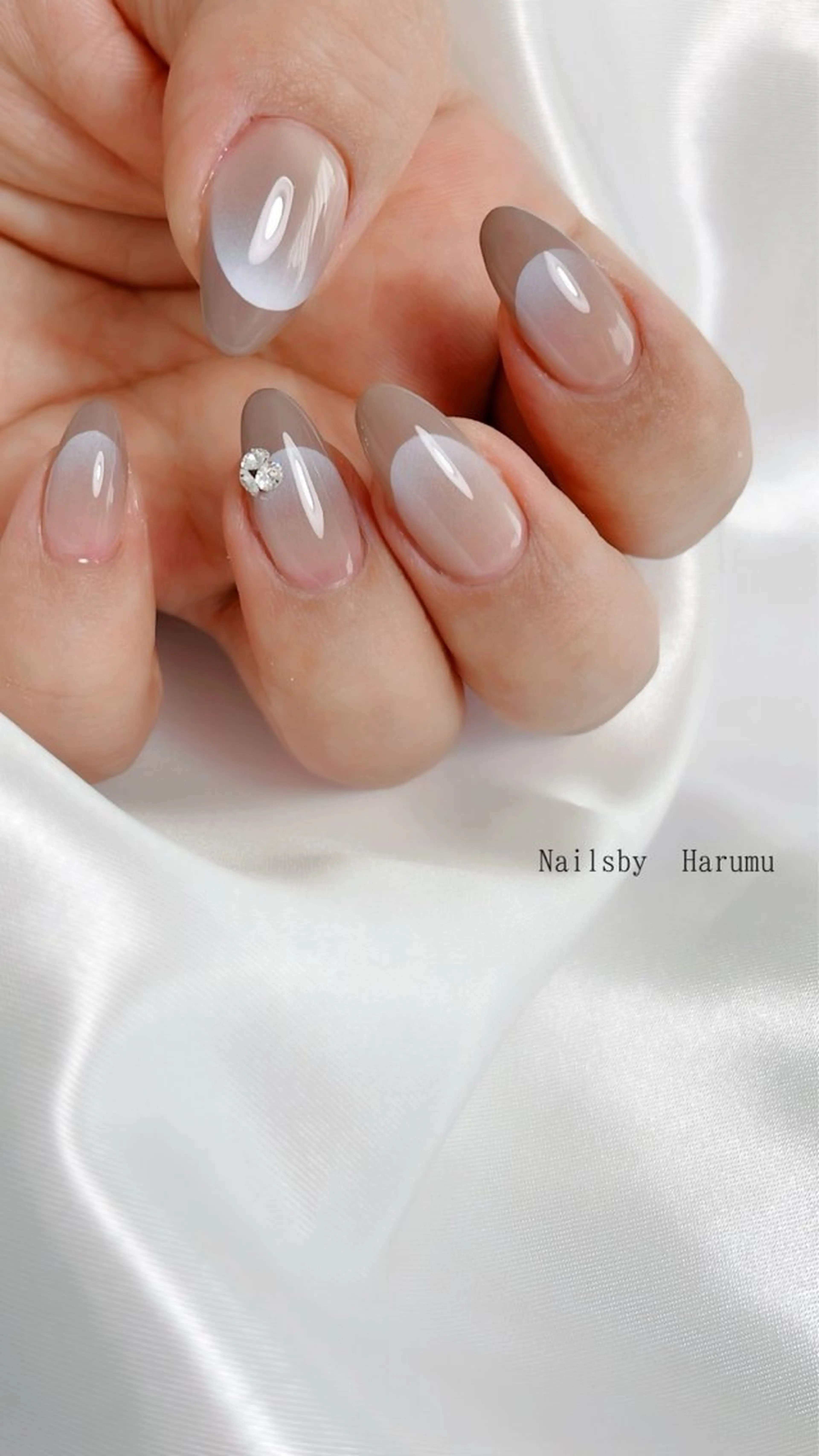 ネイル ストーンネイル M nailのネイルデザイン