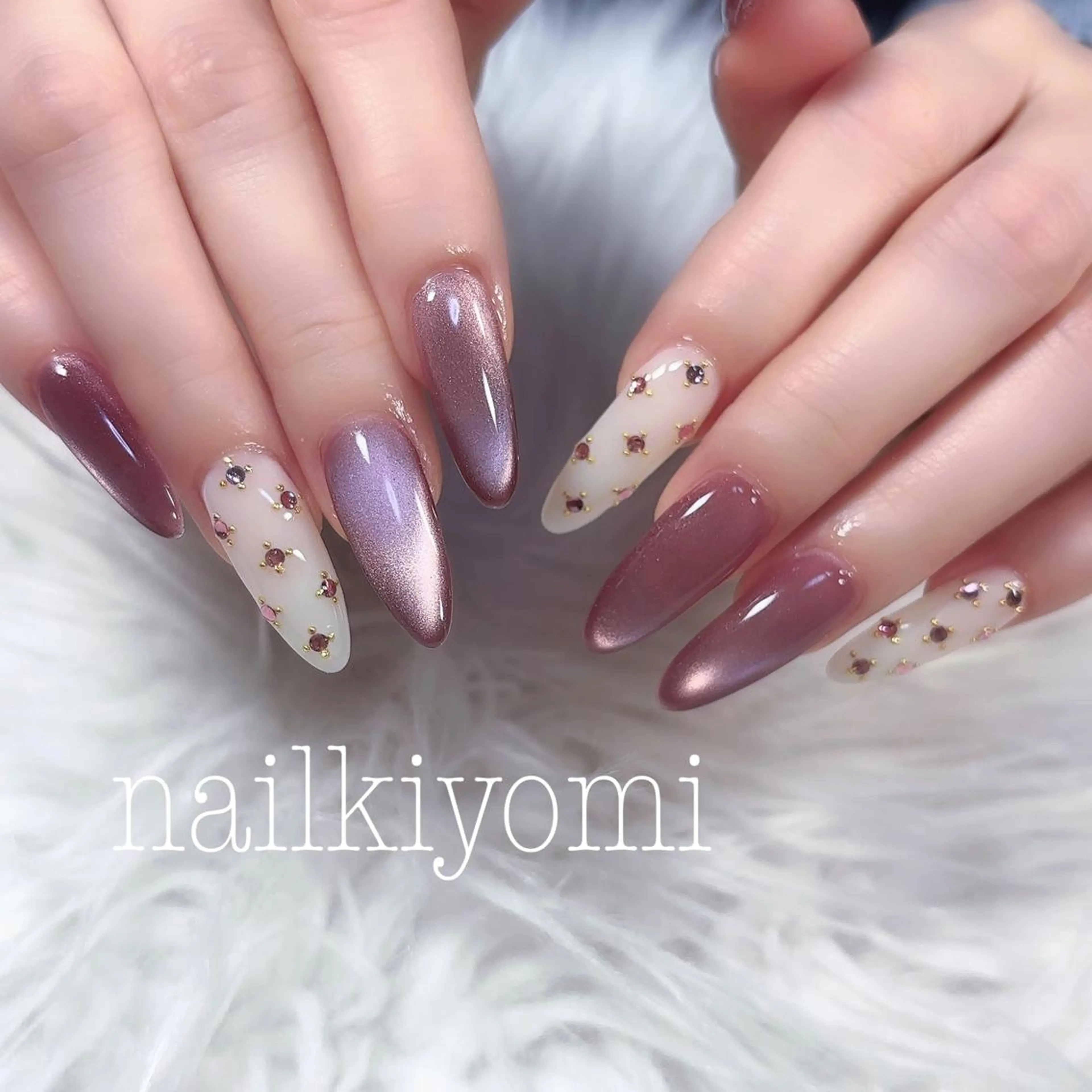 ネイル アートネイル ジェルネイル 韓国ネイル ニュアンスネイル シンプルネイル 🦋Kiyomi. 🦋のネイルデザイン