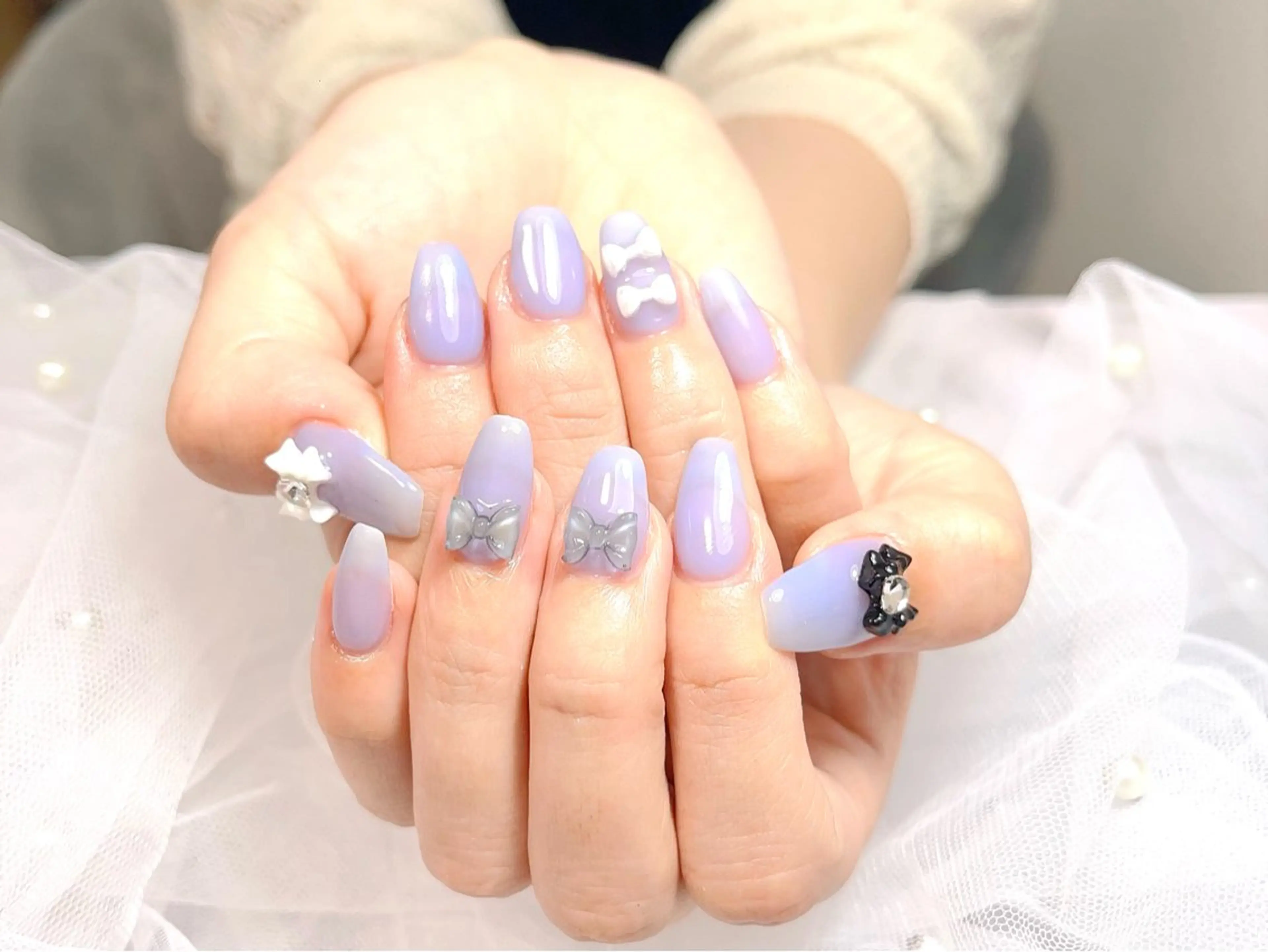 カラー 西野 カナのネイルデザイン