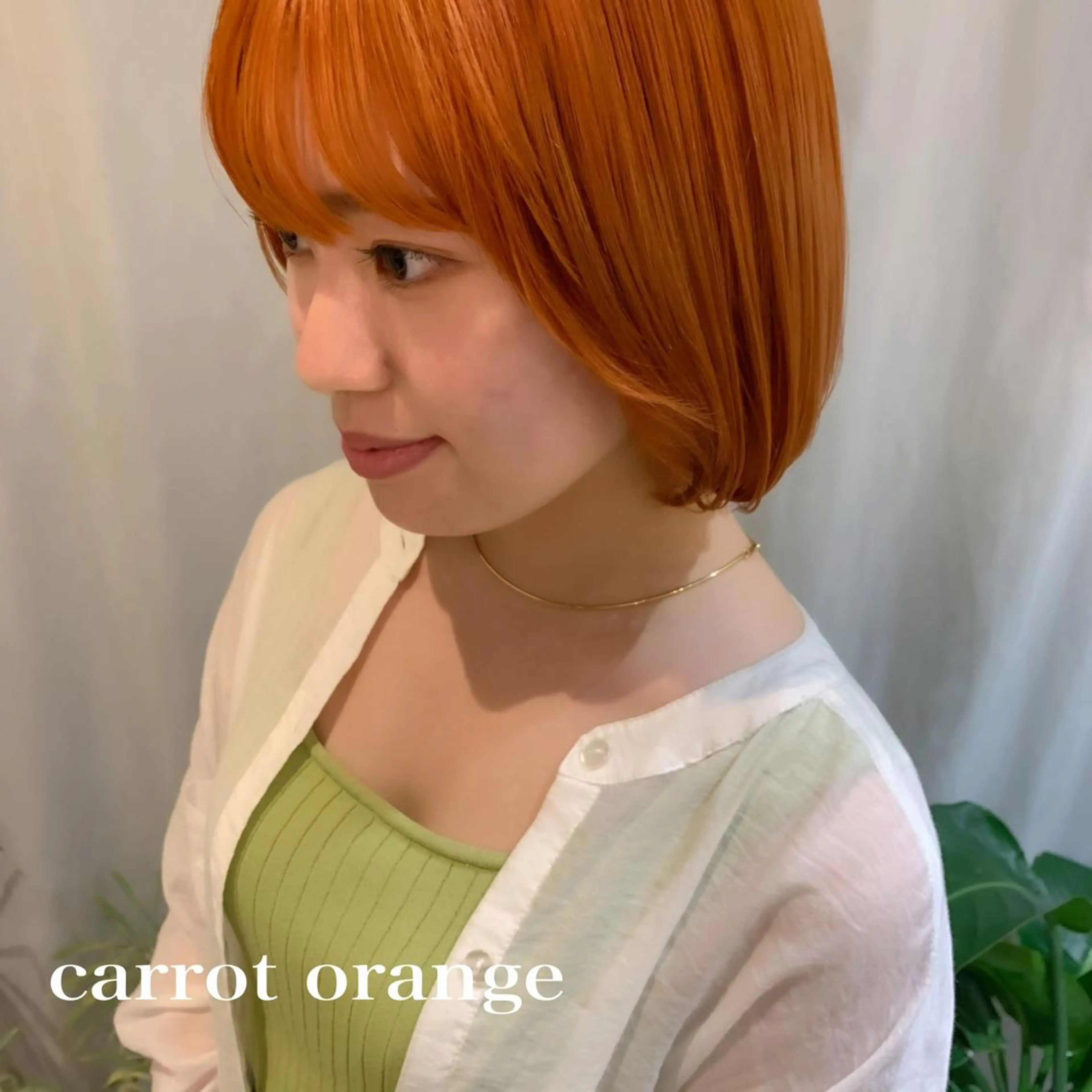 ミディアム カラー 透明感カラー オレンジ ミディアムパーマ /癖毛パーマのヘアスタイル