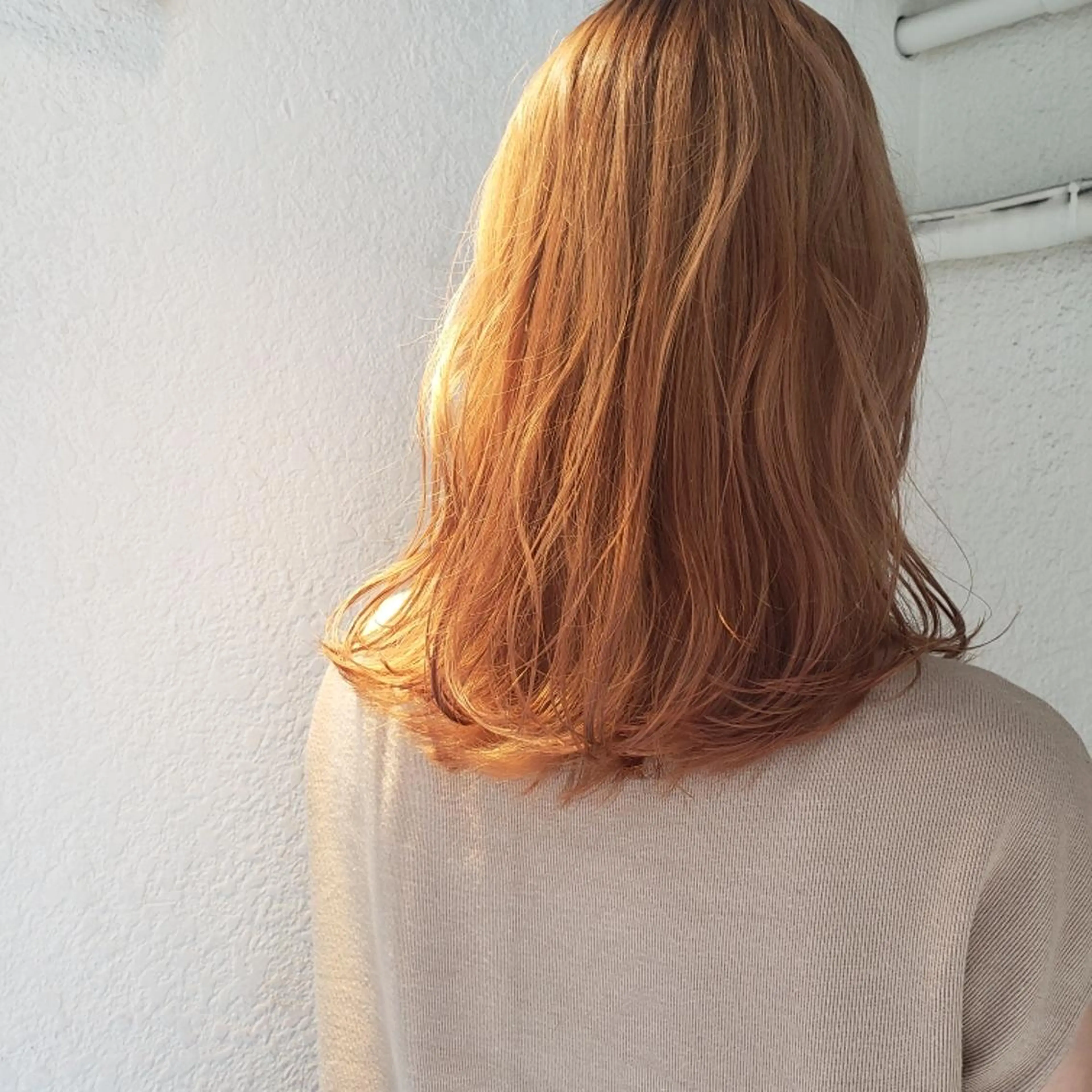 ミディアム カット ヘアカラー トリートメント 🇰🇷透明感×ハイ トーン🌟tomoのヘアスタイル