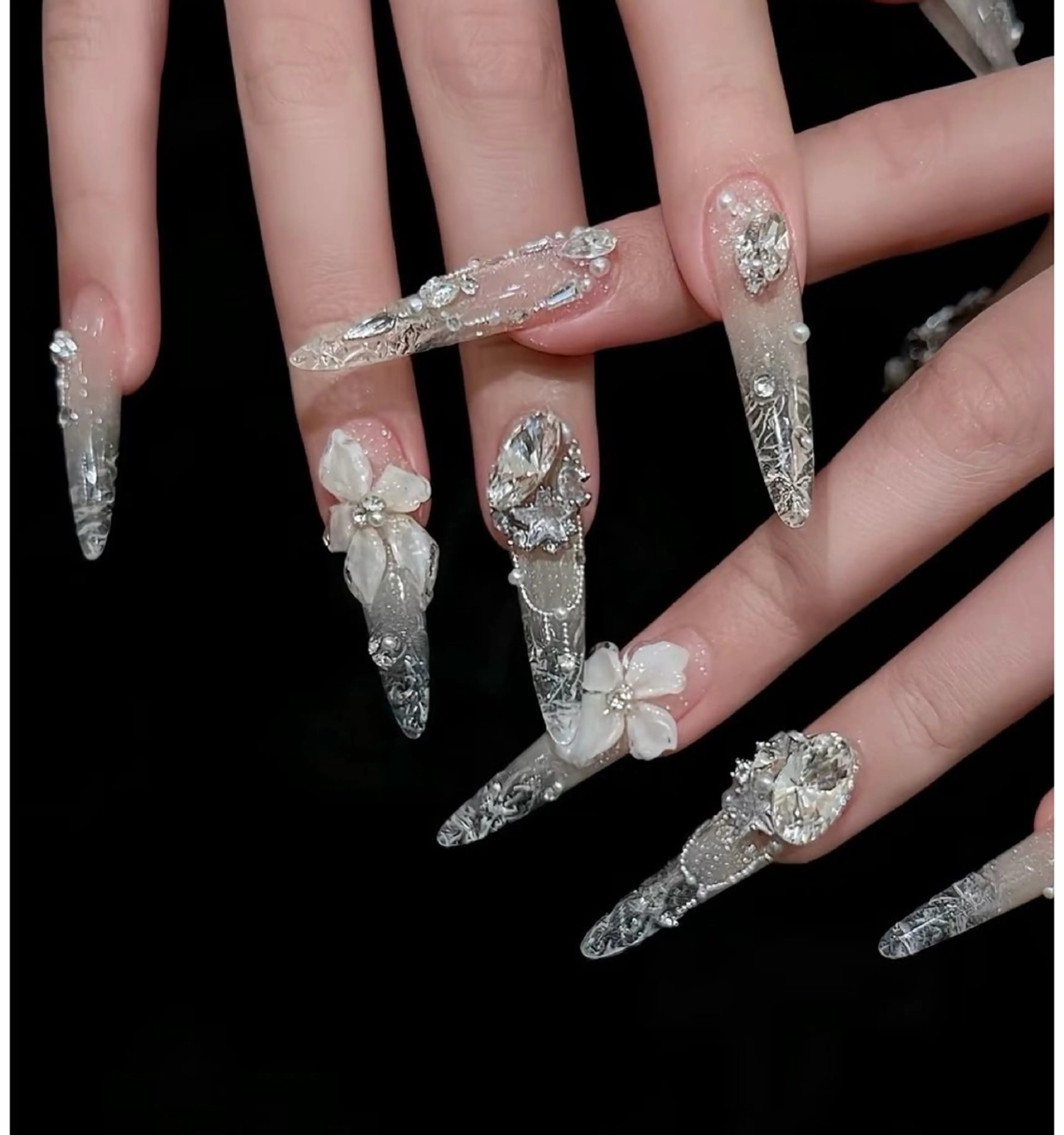 ネイル オーロラネイル ブルー チークネイル フットネイル フレンチネイル ハンドネイル REI レイのネイルデザイン