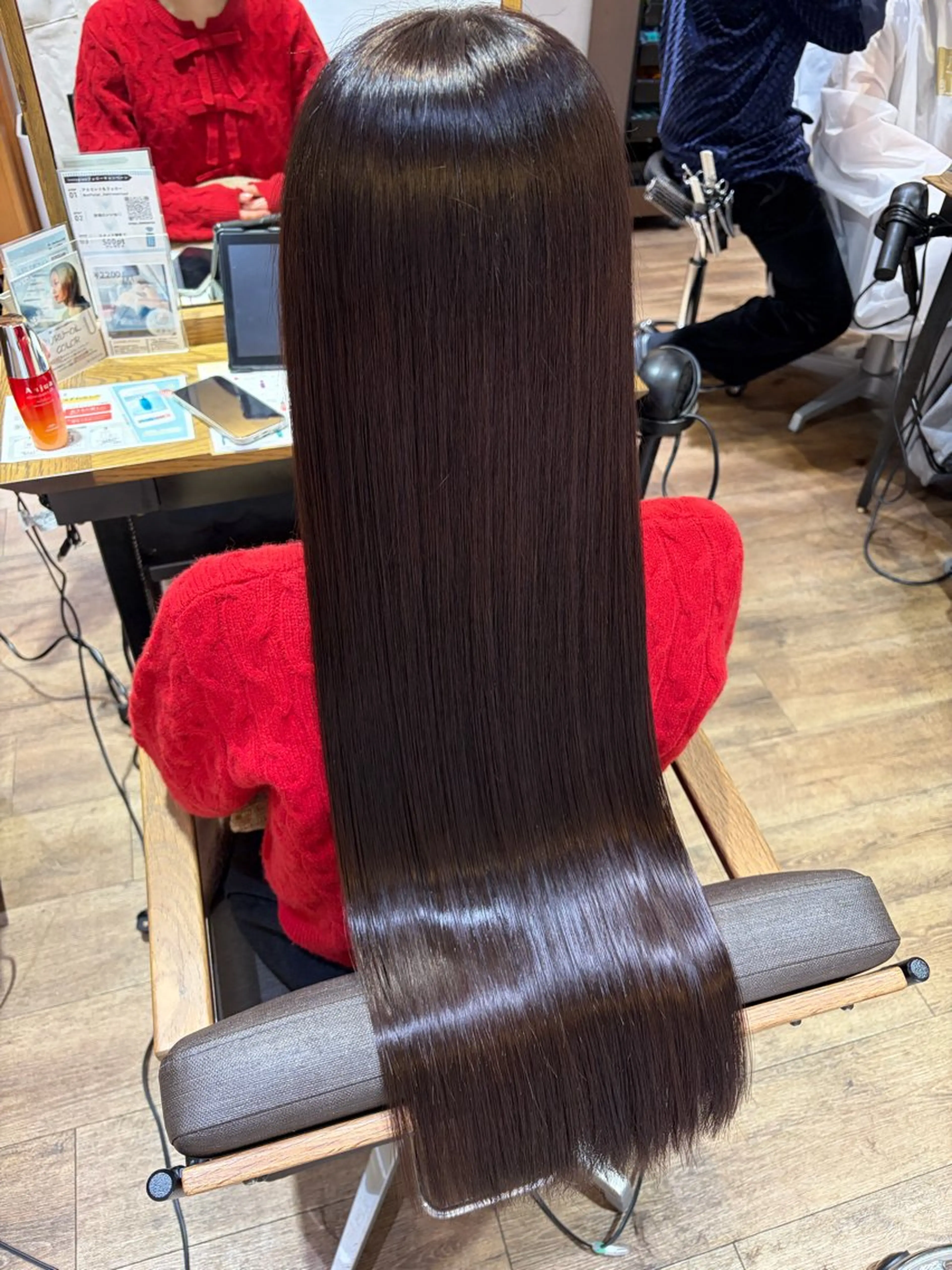 ロング 新宿三丁目 田中美由紀のヘアスタイル