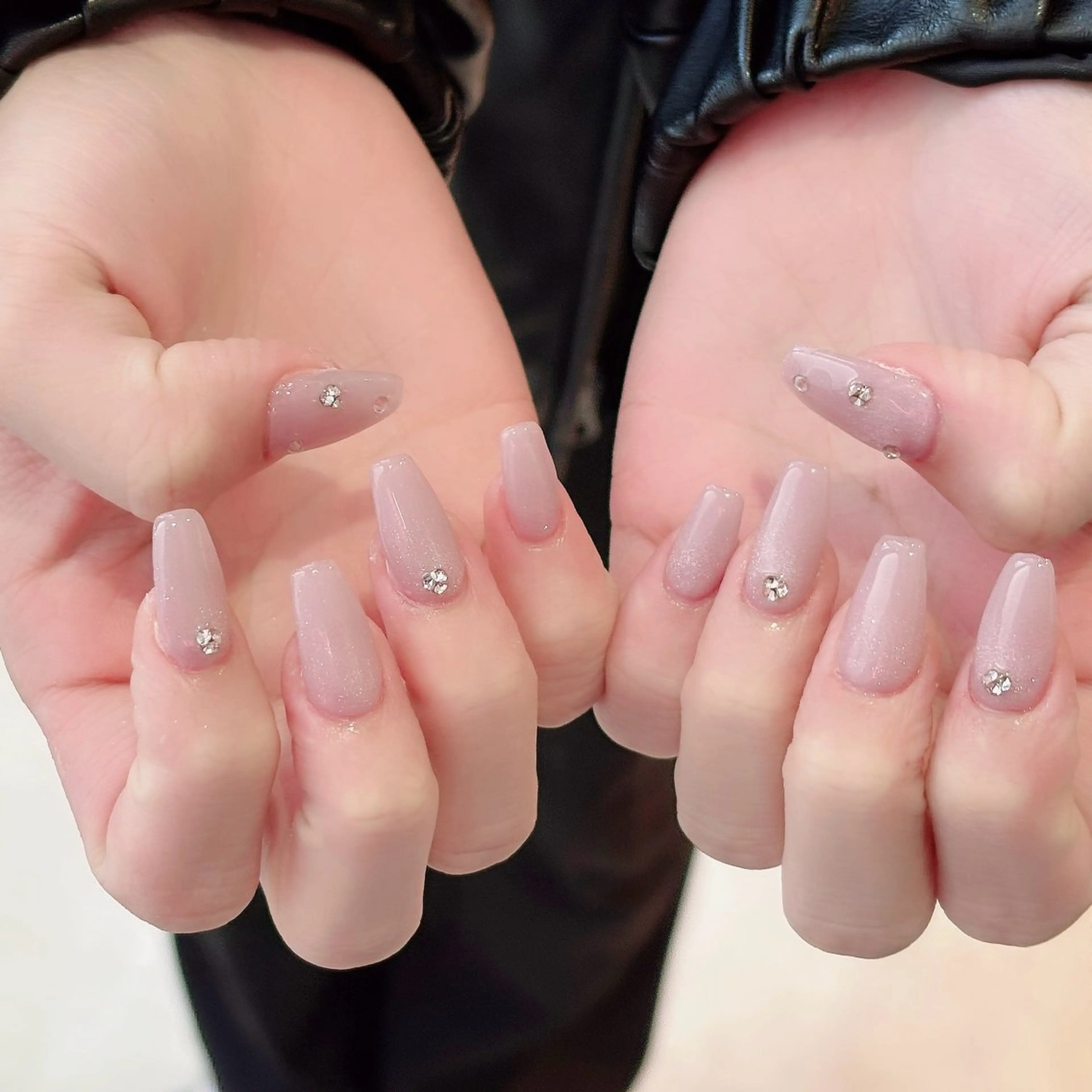 ネイル ミラーネイル 🐰WOLTOKYO 🐰池袋mikaのネイルデザイン