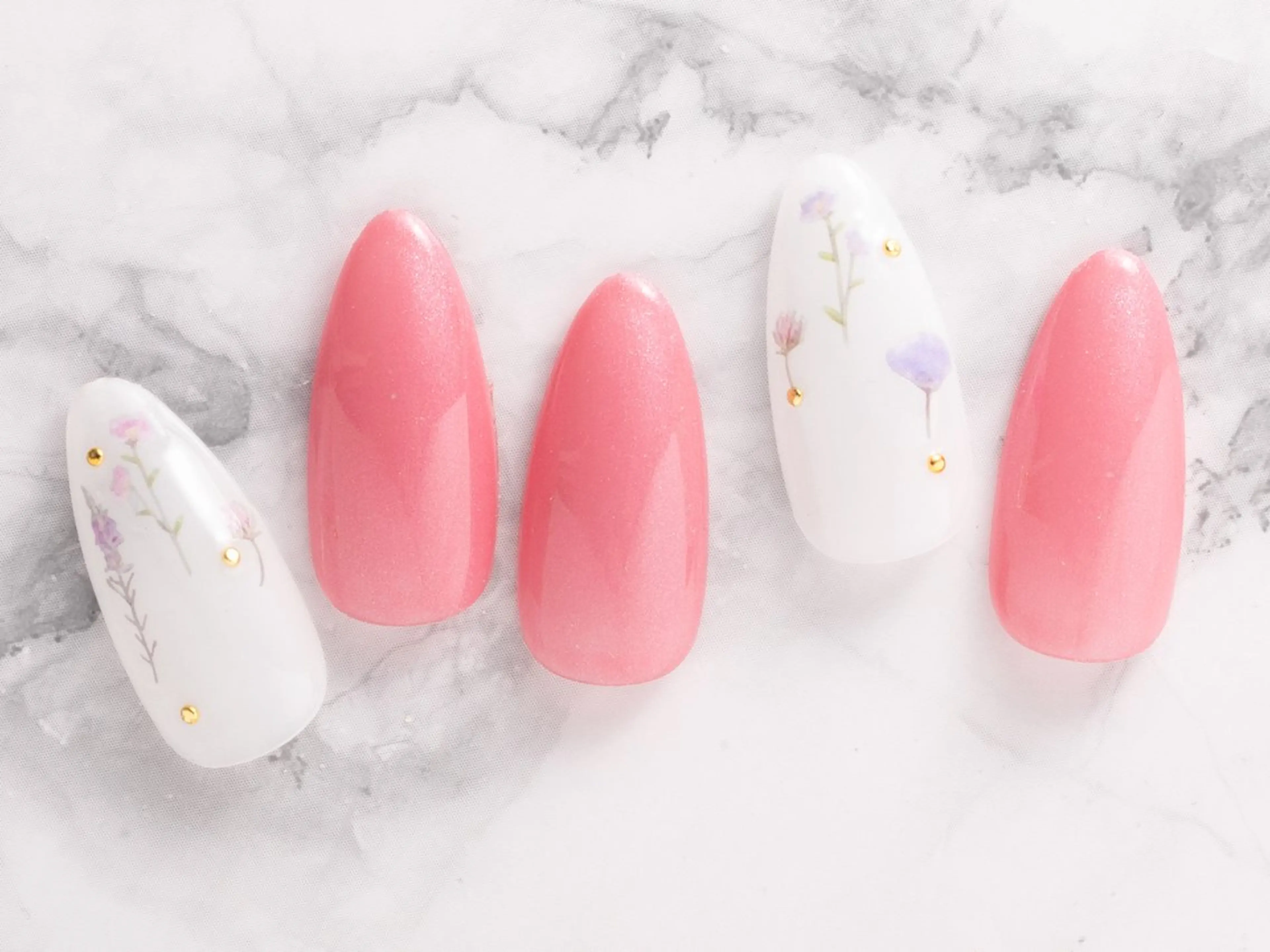 ネイル A KIのネイルデザイン