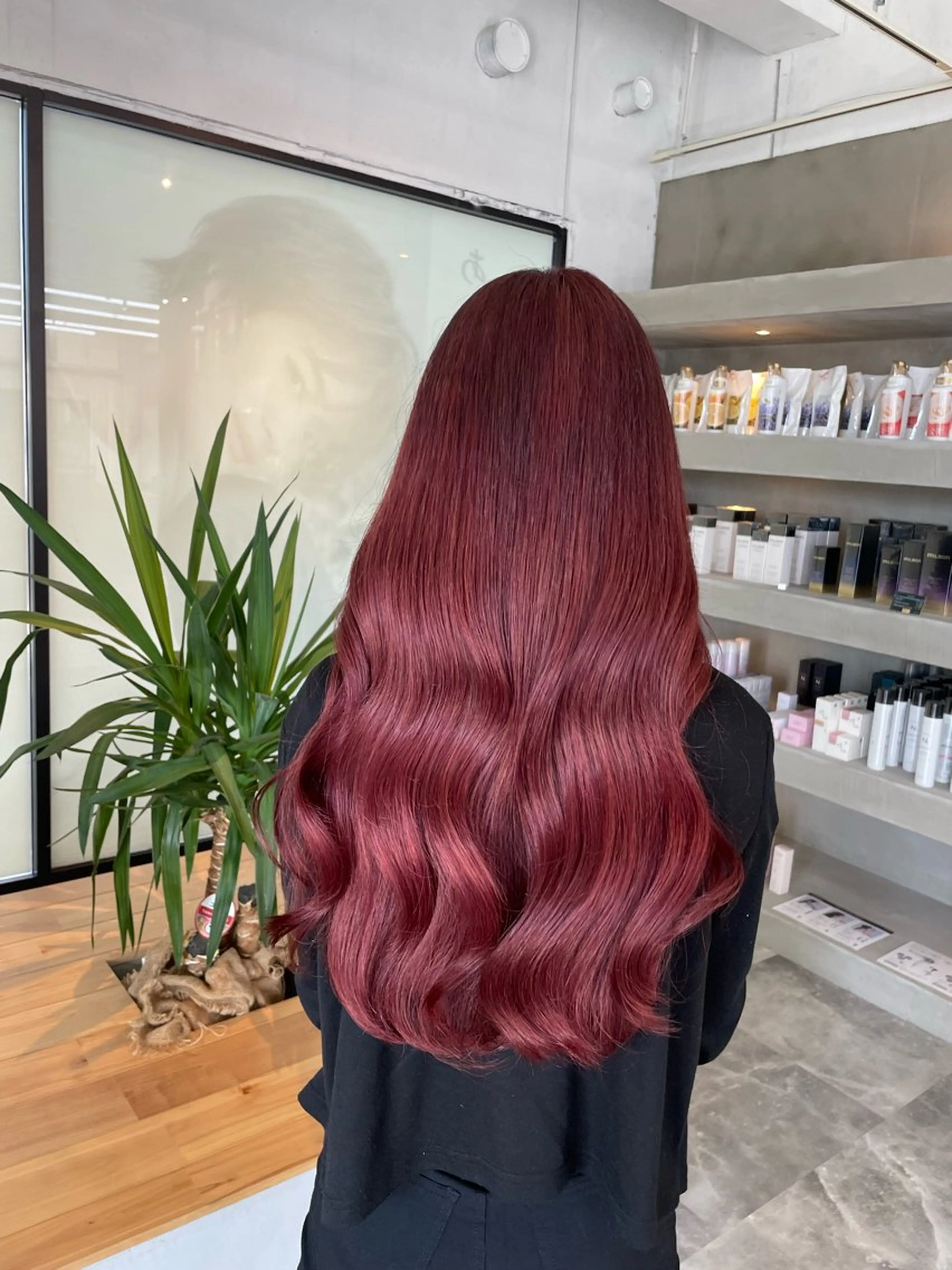 カラー ブリーチ レッドカラー カット ヘアカラー ハイトーンカラー🩵 指名多数💗横山聖奈のヘアスタイル