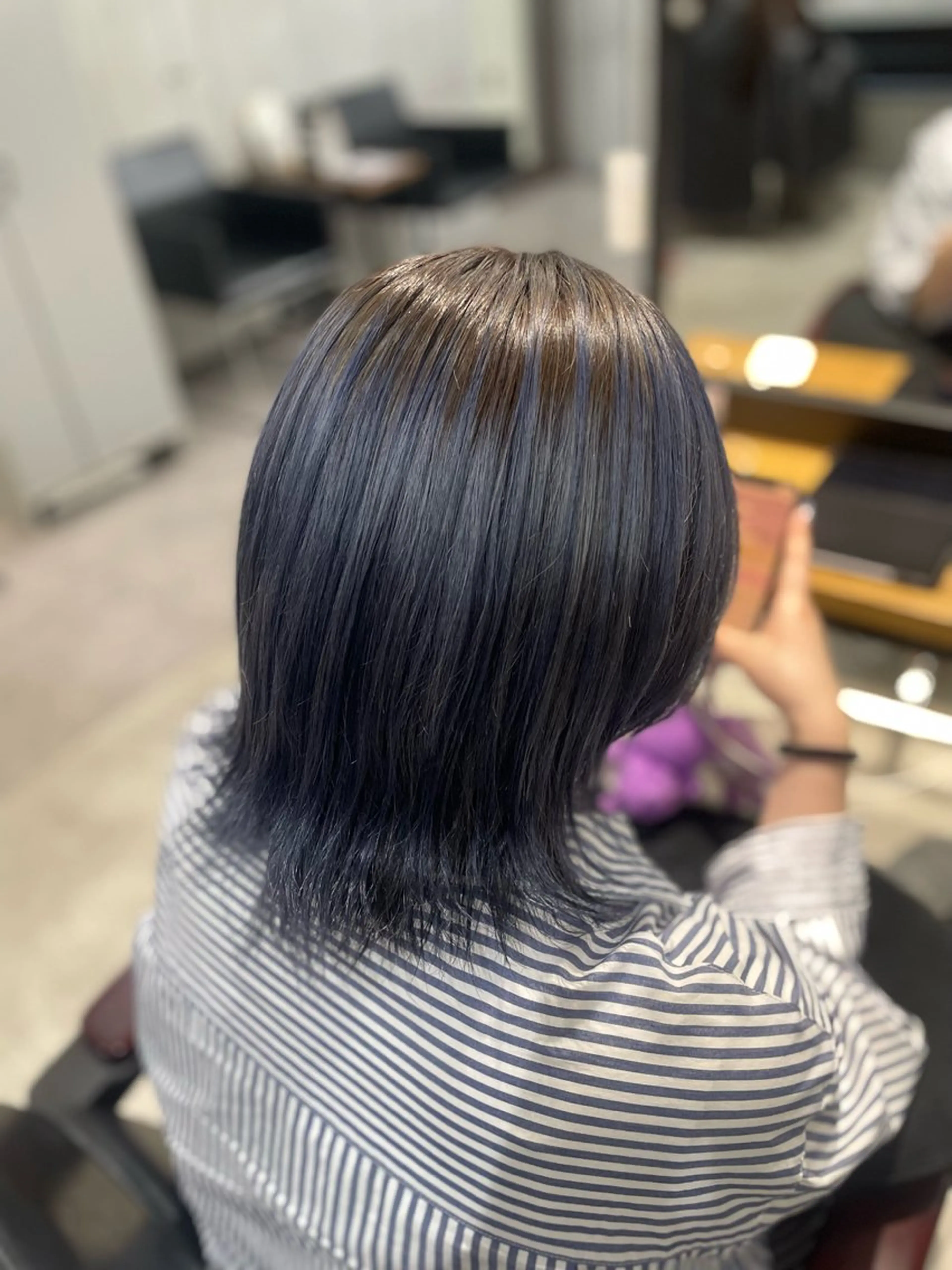 ミディアム 小川 楓のヘアスタイル