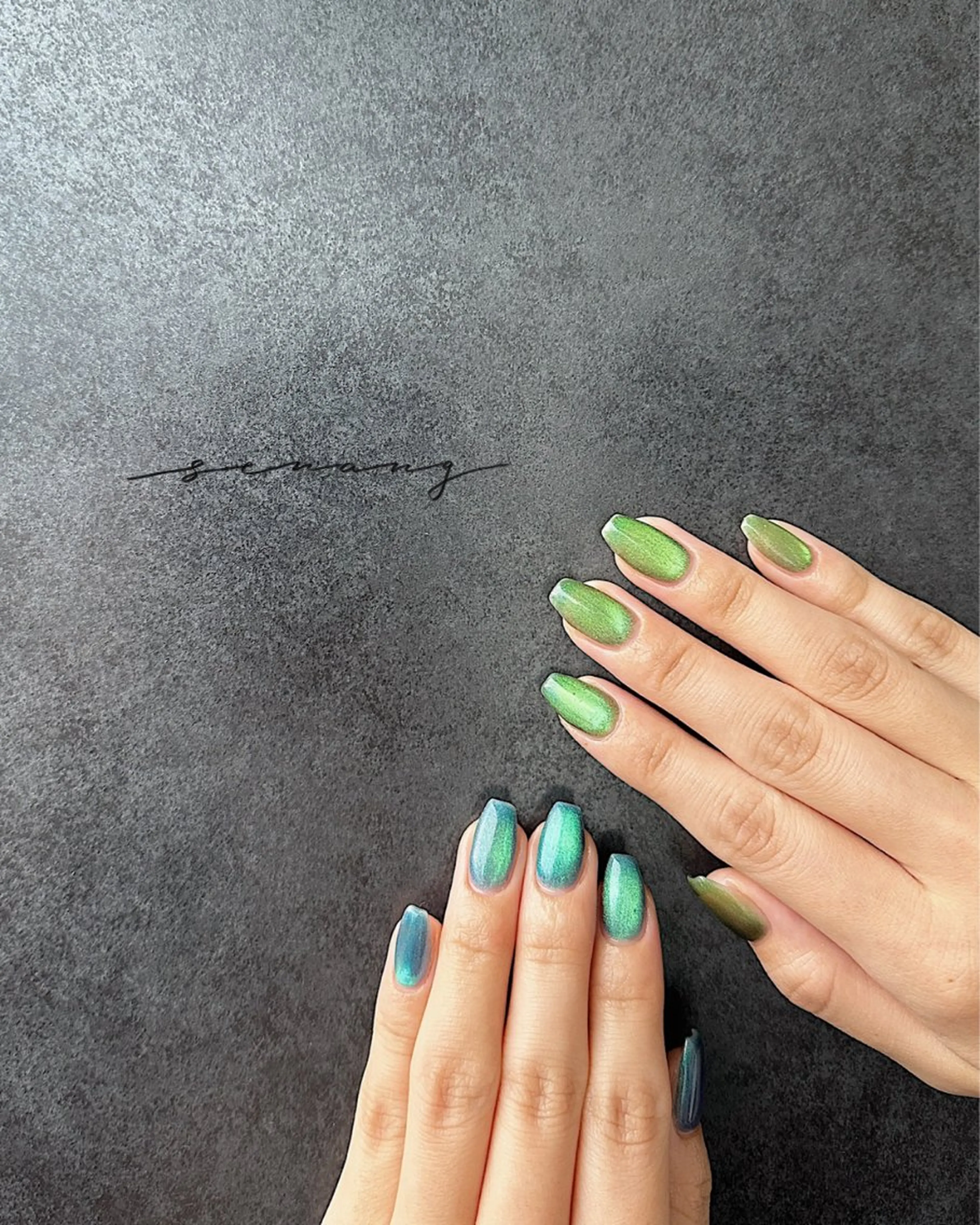 ネイル マグネットネイル ハンドネイル senang Nail&Eyeのマツエク・マツパデザイン