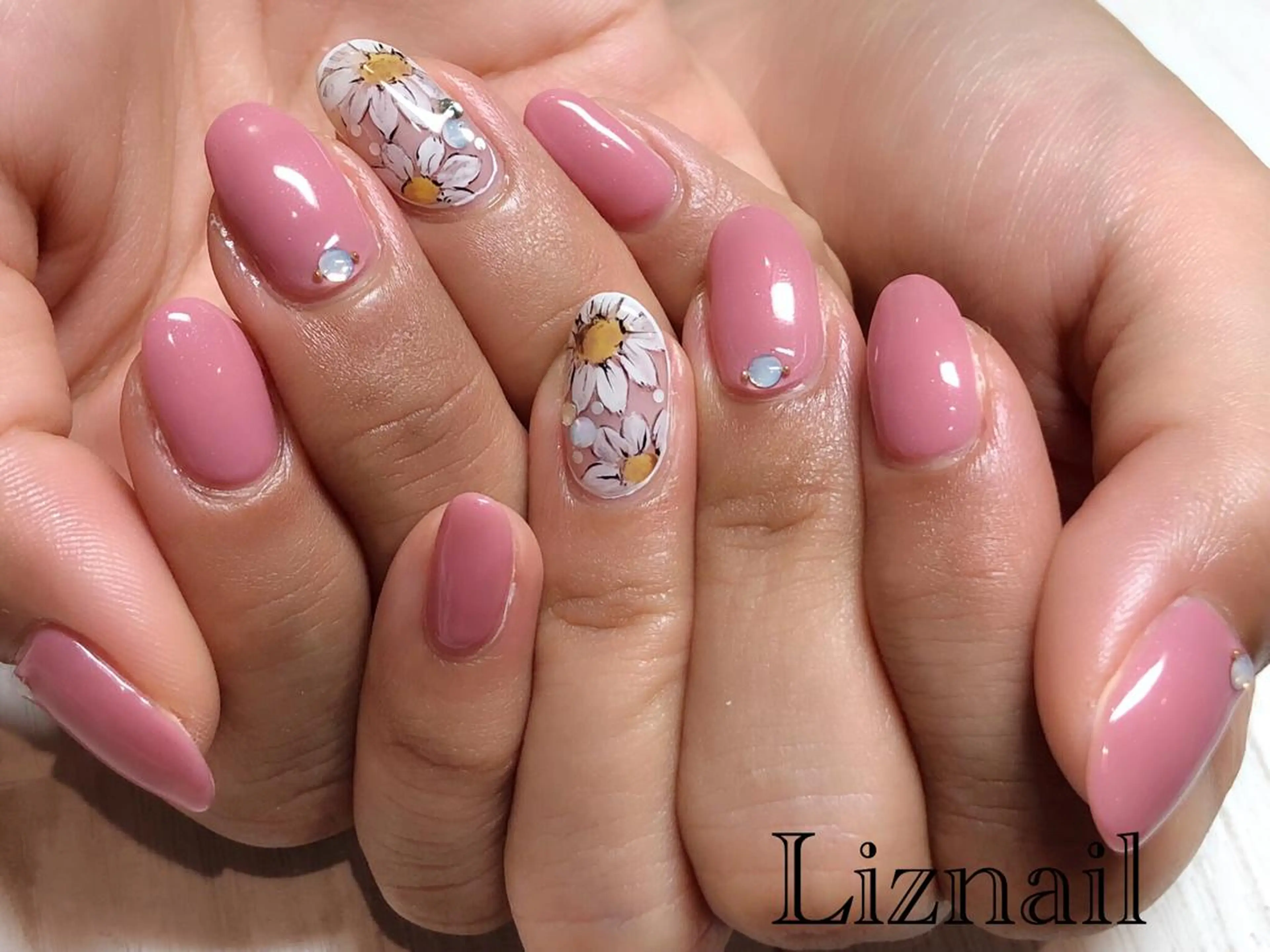 ネイル Rawr / saoriのネイルデザイン