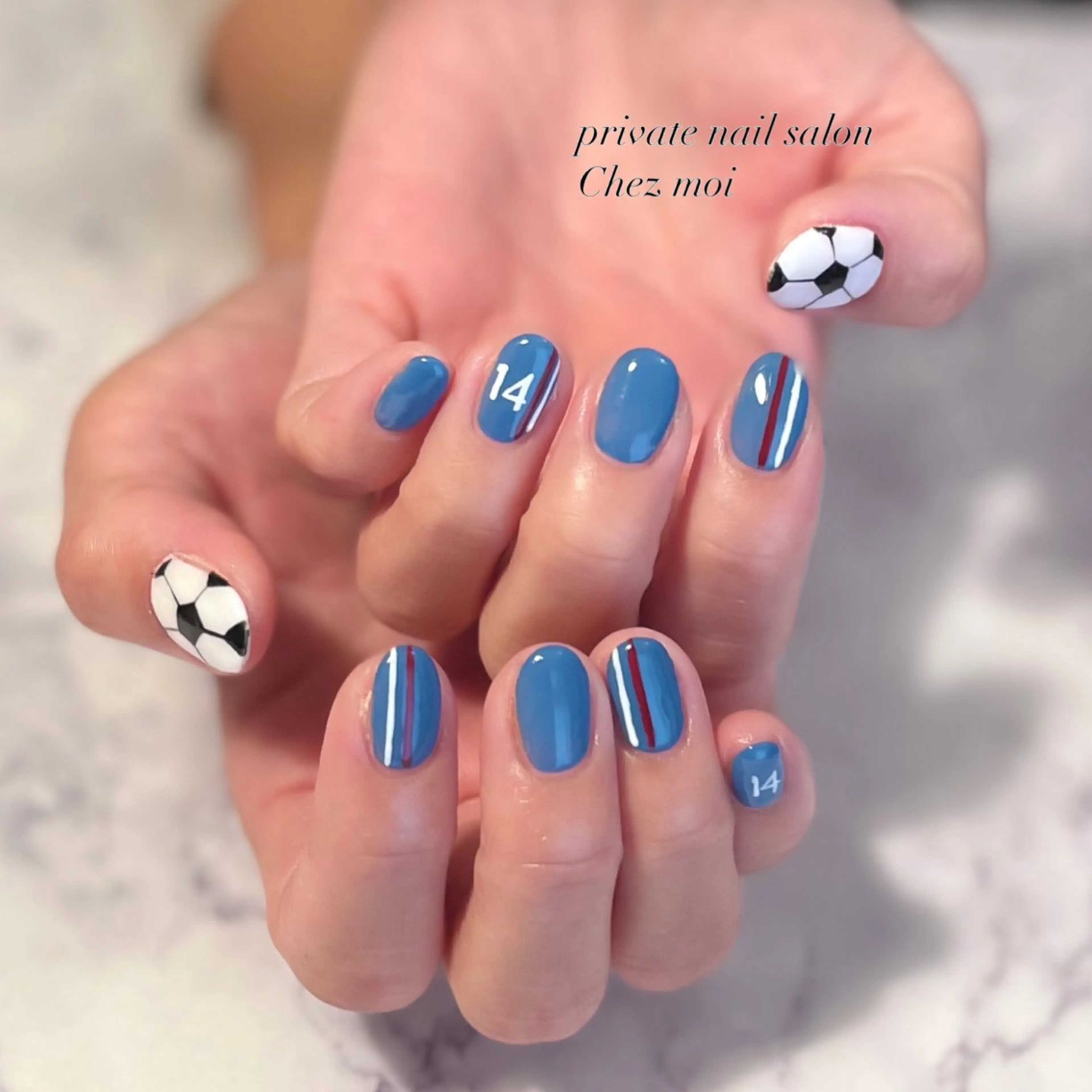 ネイル KOMINE TOMOKOのネイルデザイン