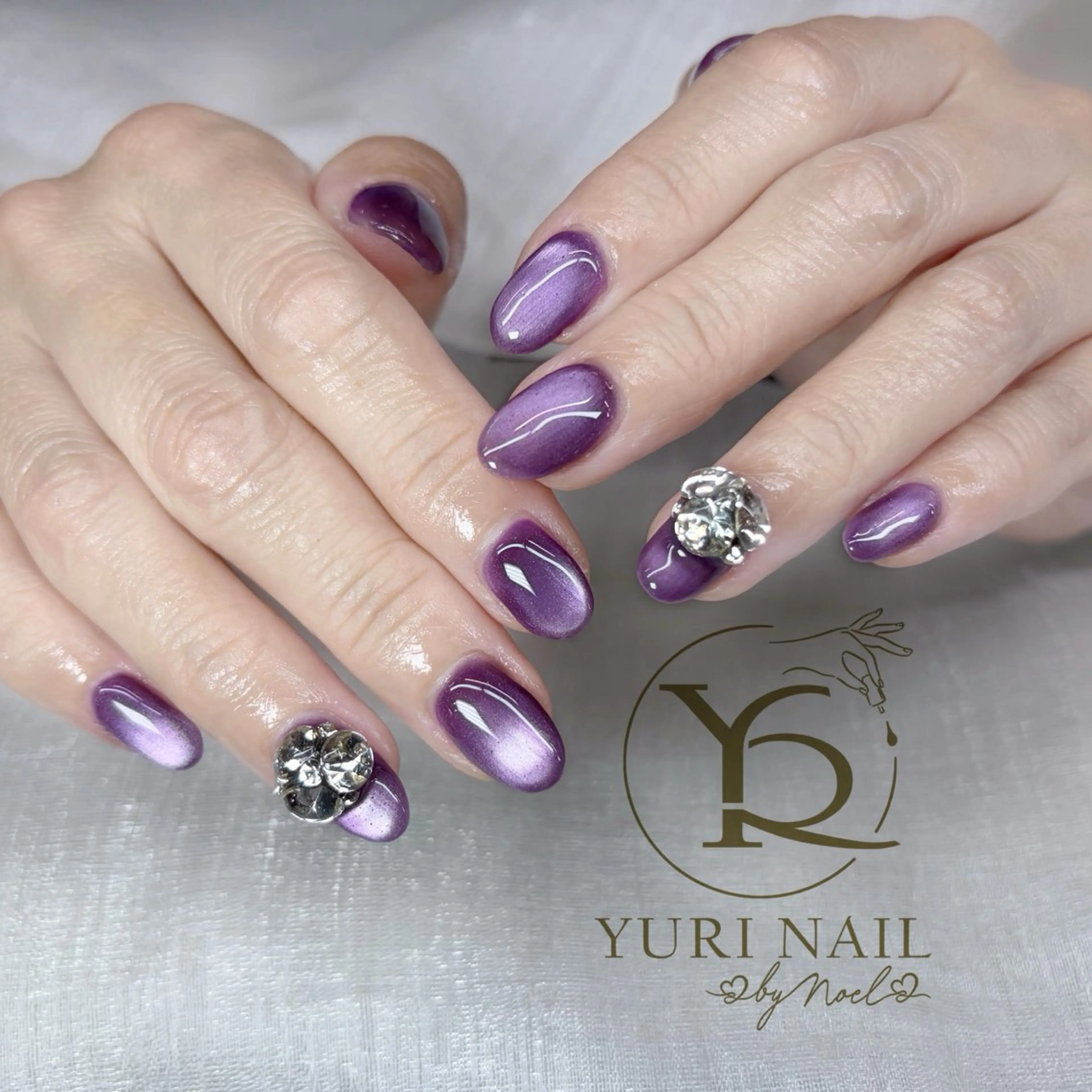 ネイル ハンドネイル フットネイル ハンドケア YURI Nail NARITAのネイルデザイン