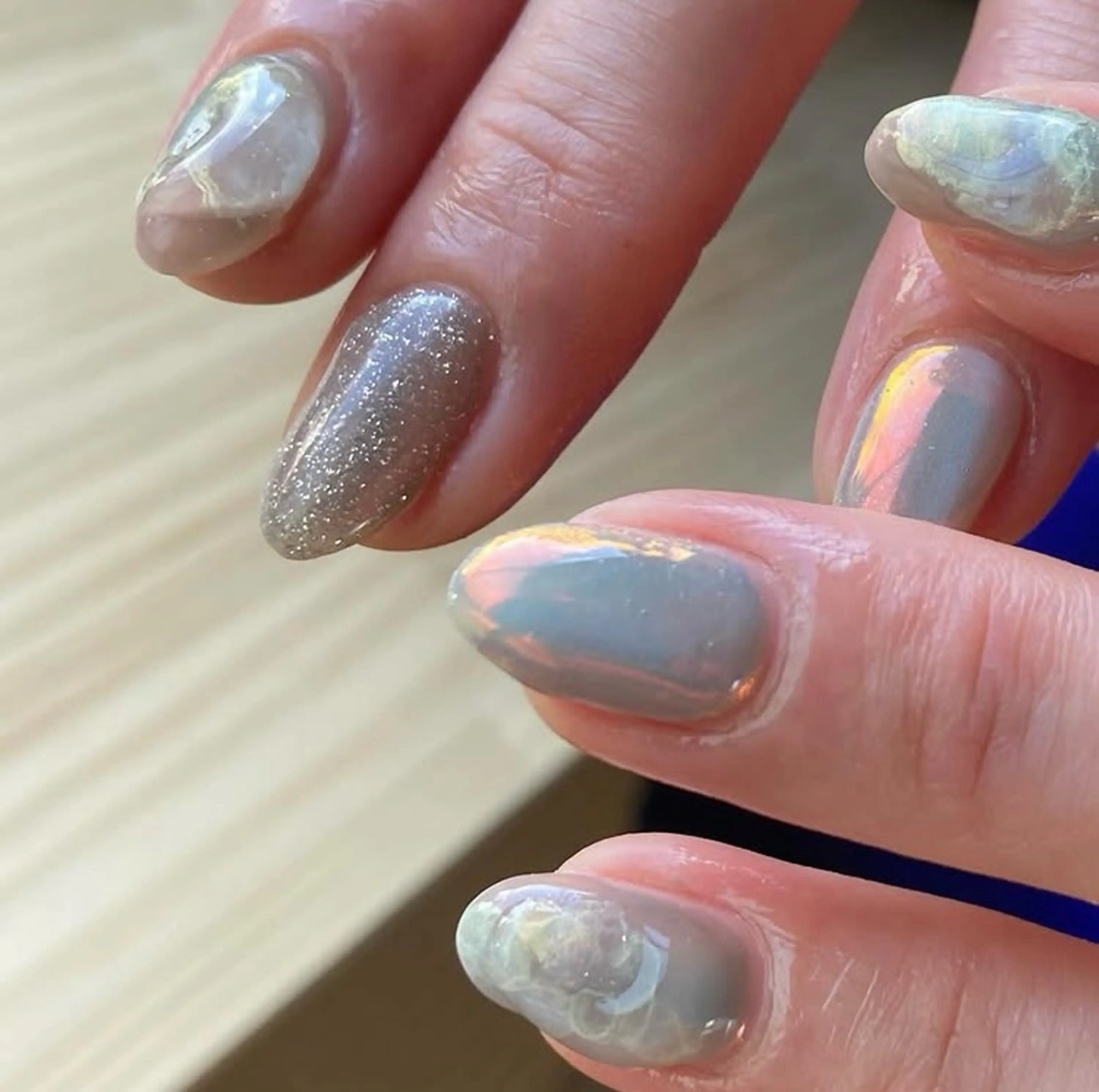 ショート ハンドネイル 古島 里彩のネイルデザイン